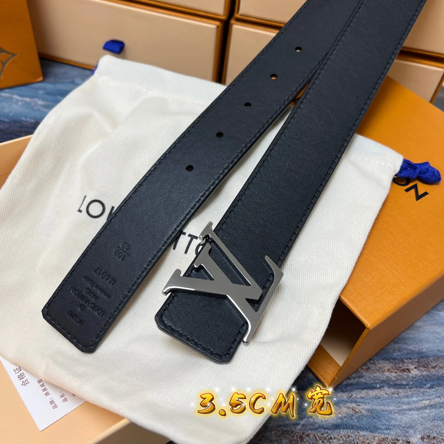 Ремни Louis Vuitton 11704554