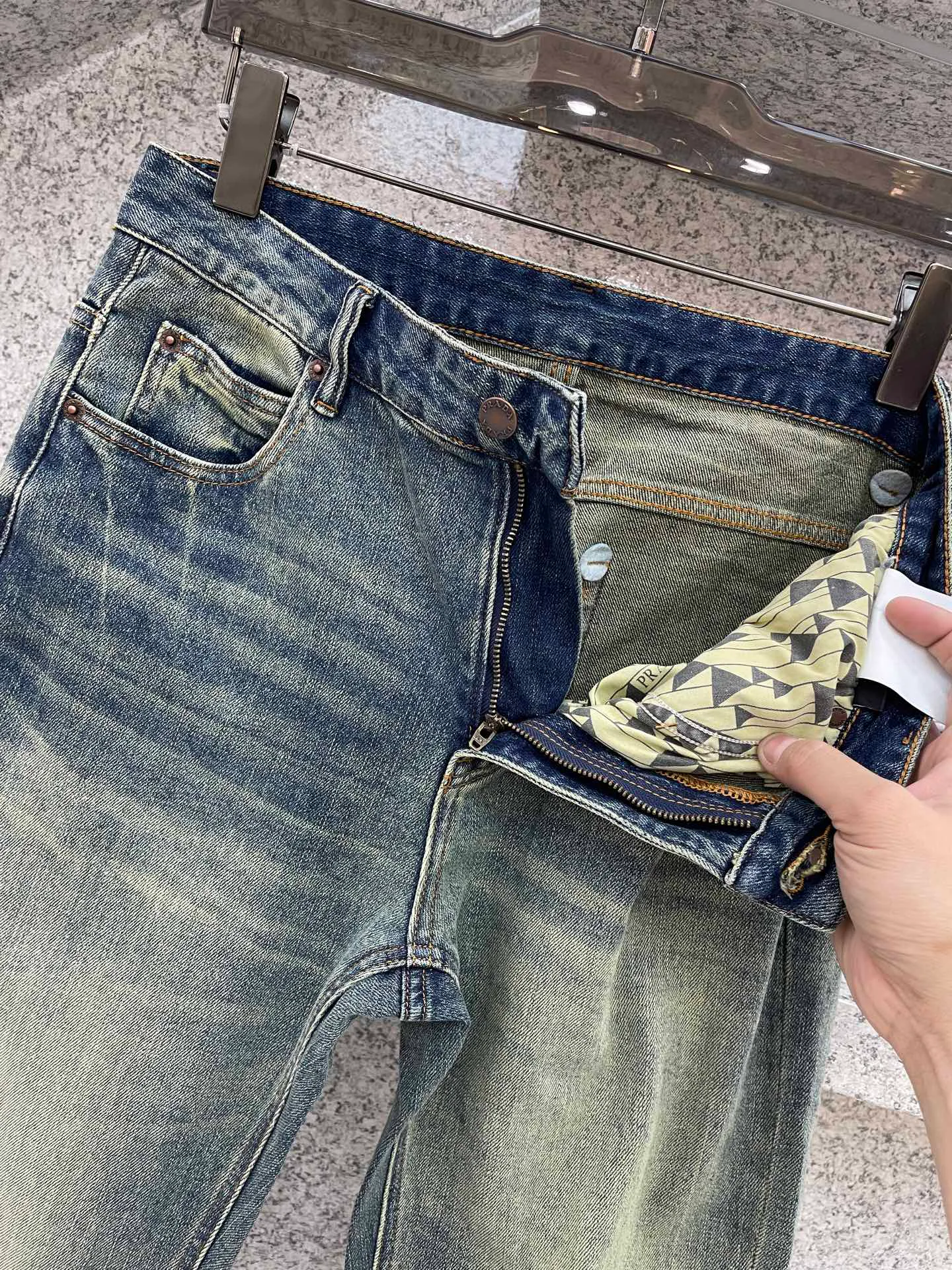 Джинсы Мужские Prada 11424926