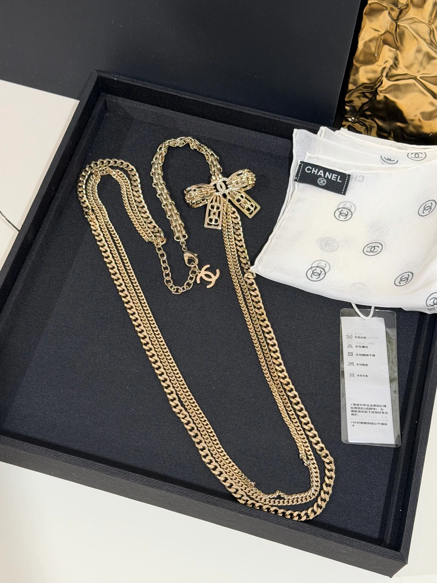 Бижутерия Chanel 18504591