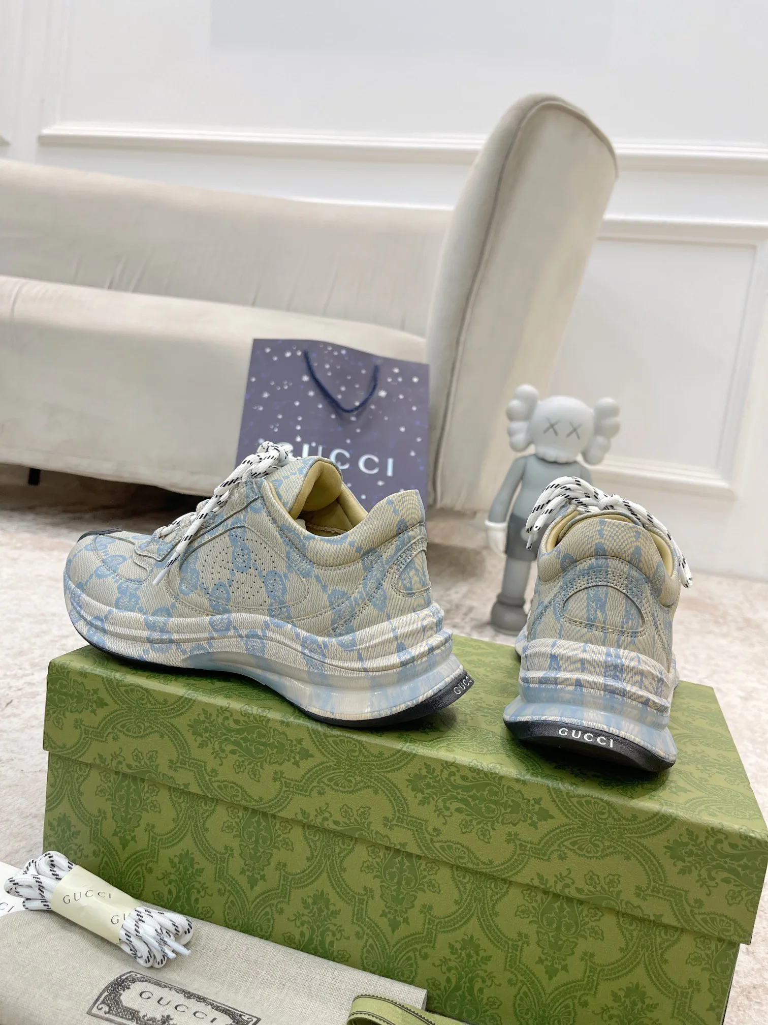 Кроссовки Женские Gucci 9628