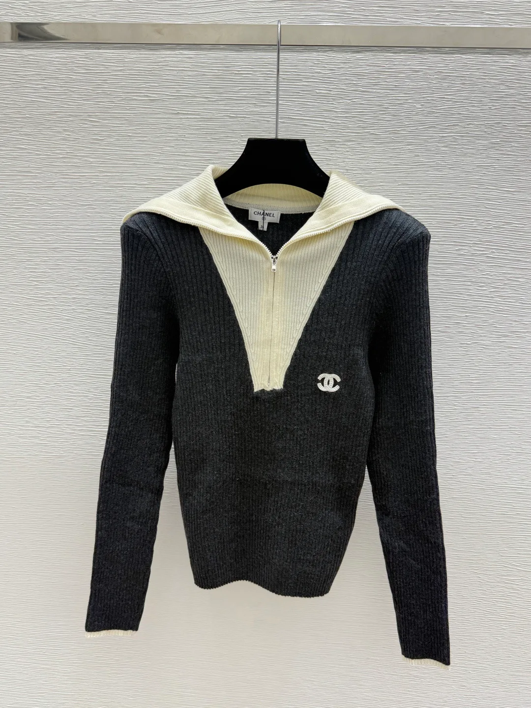 Джемперы И Свитеры Женские Chanel 18138242