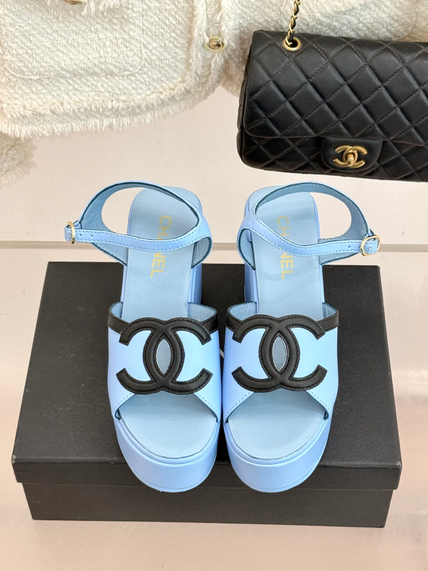 Босоножки Женские Chanel 12798276