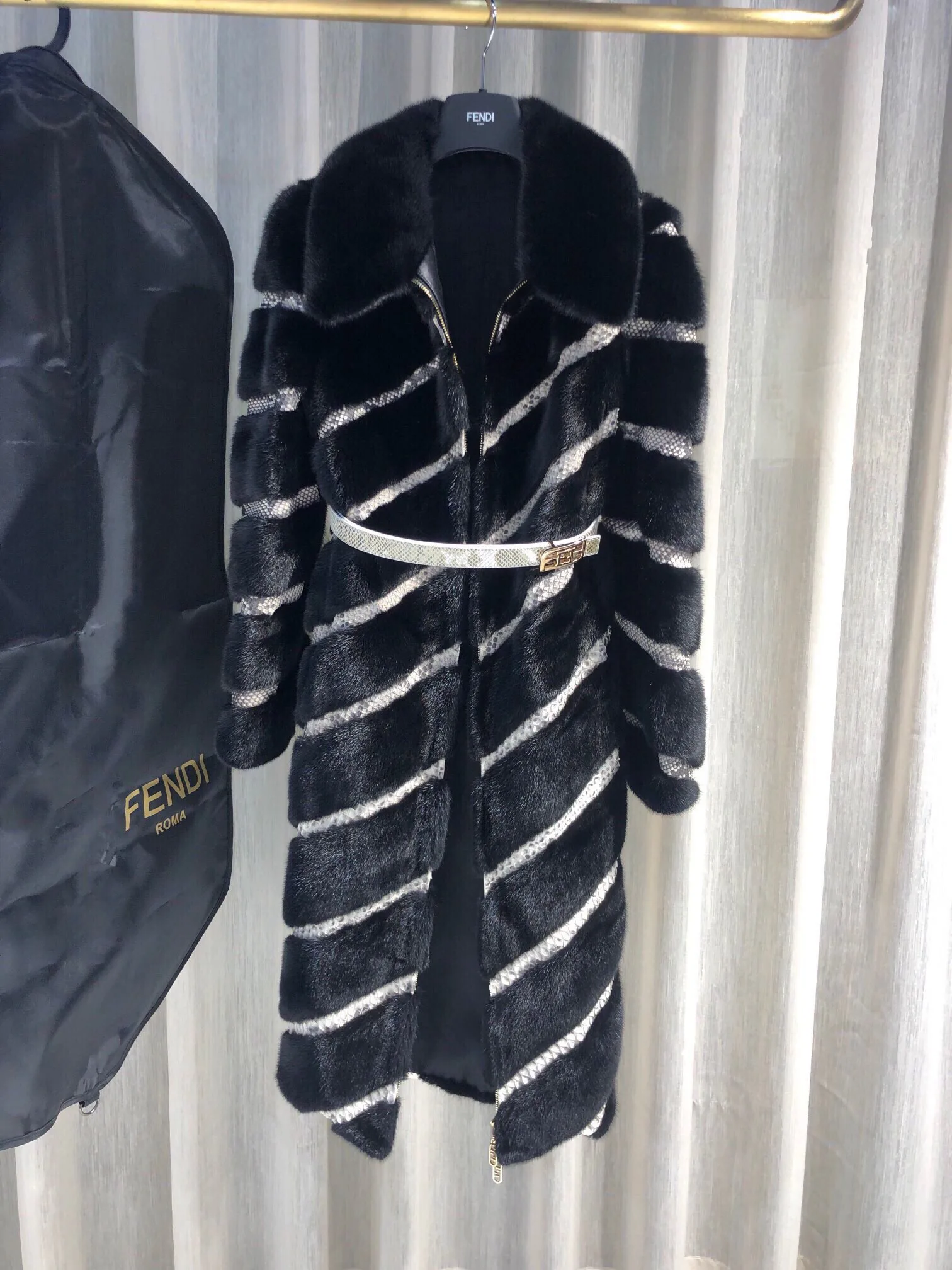 Шубы Женские Fendi 1065876