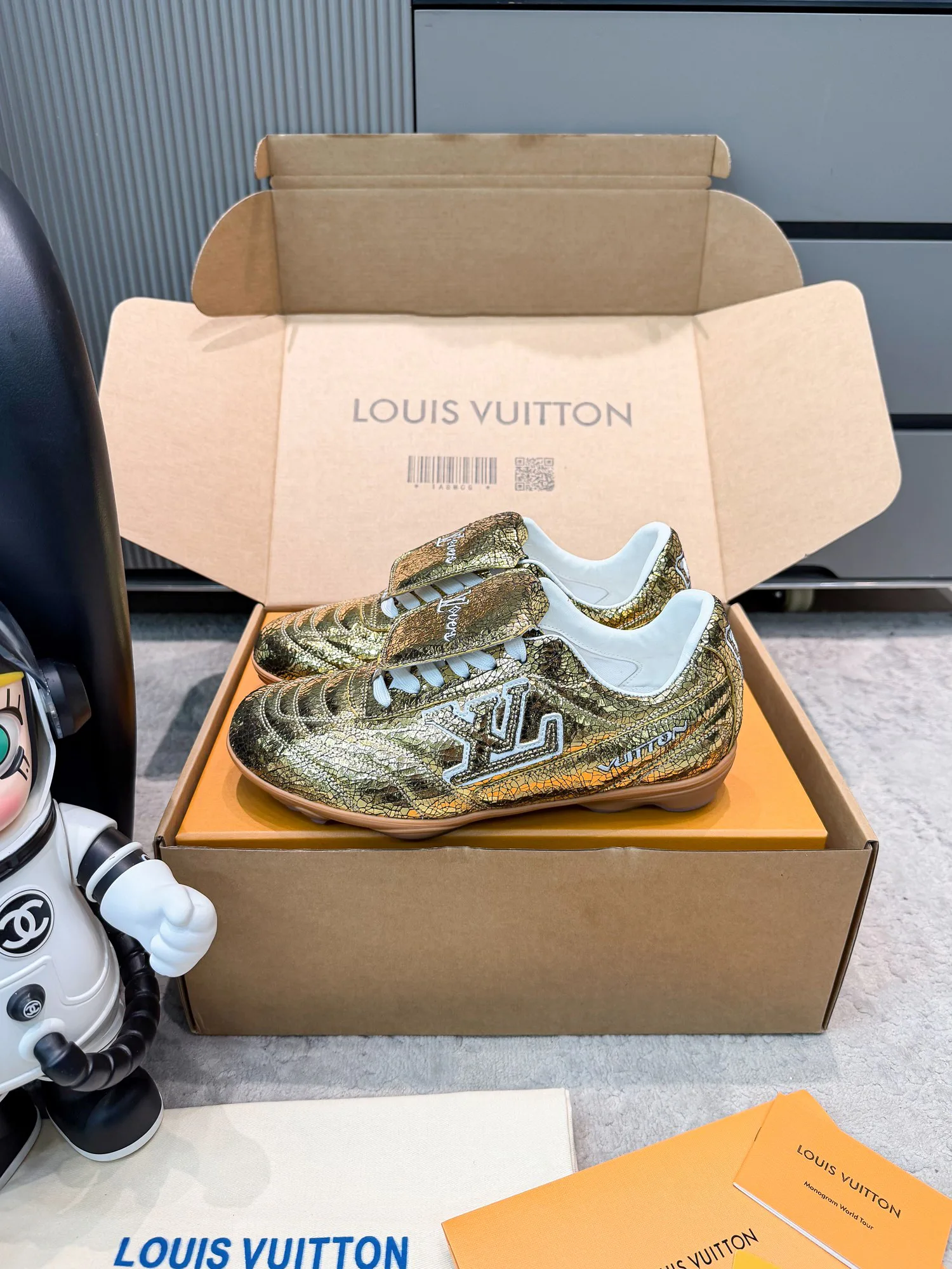 Кроссовки Женские Louis Vuitton 1446583
