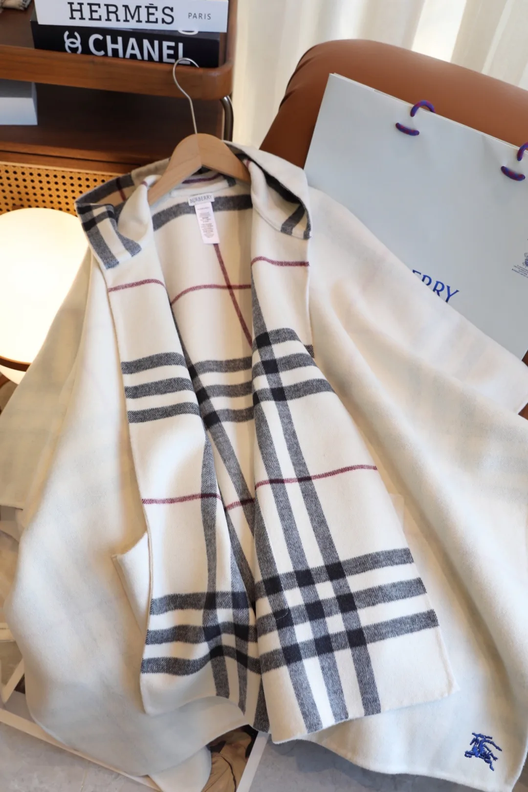 Пальто Женские Burberry 11654349