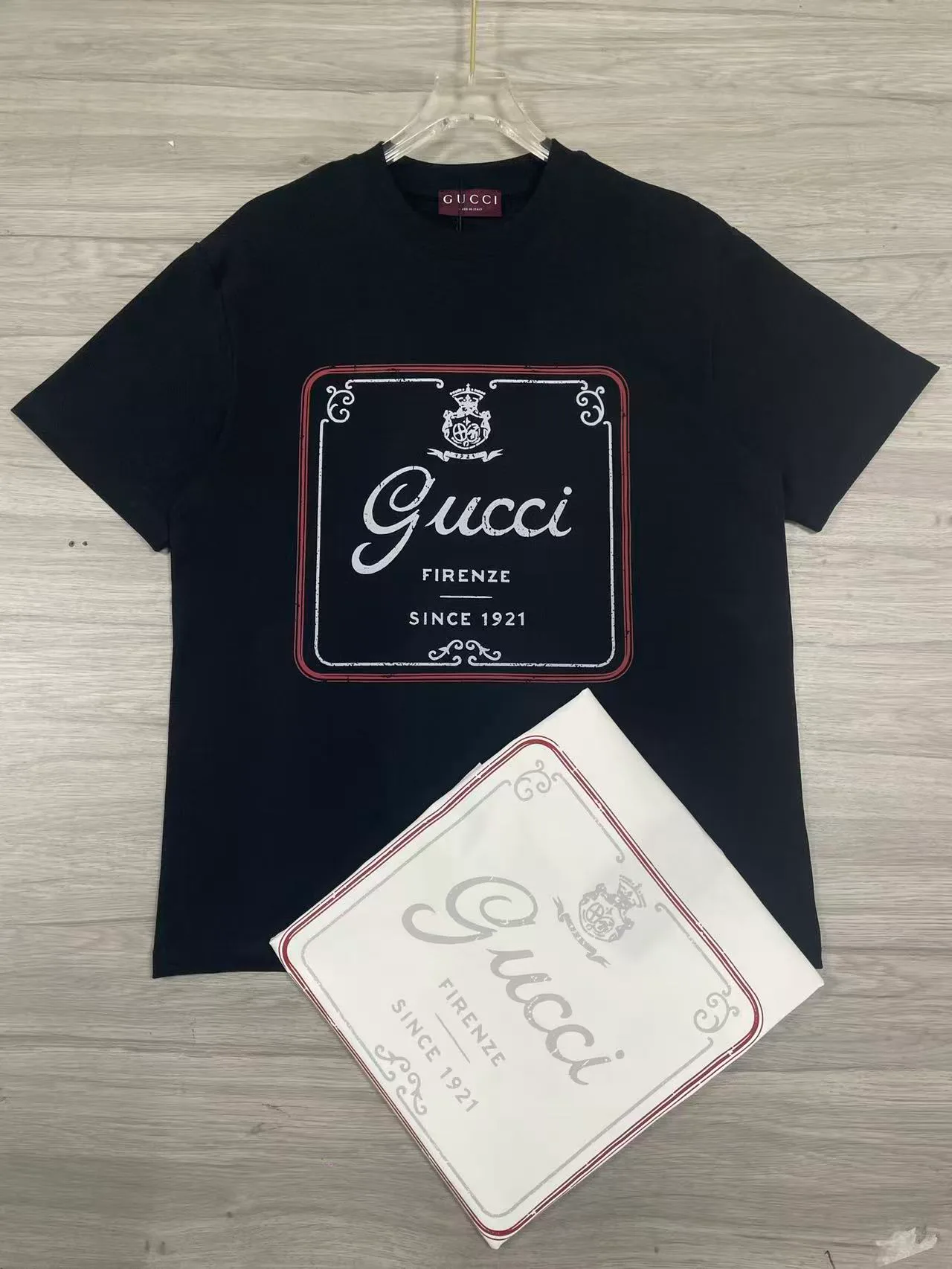 Футболки Женские Gucci 5059383