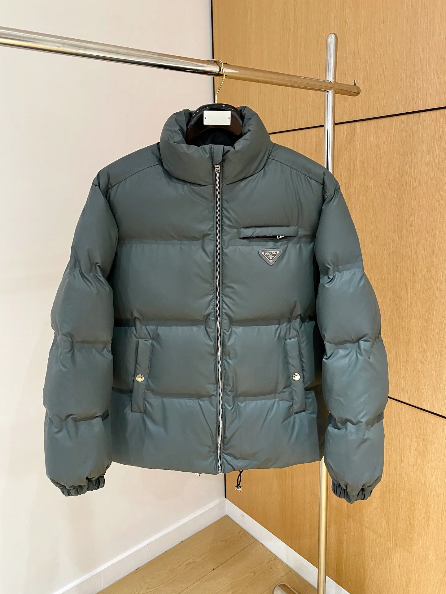 Куртки И Пуховики Мужские Prada 1860132