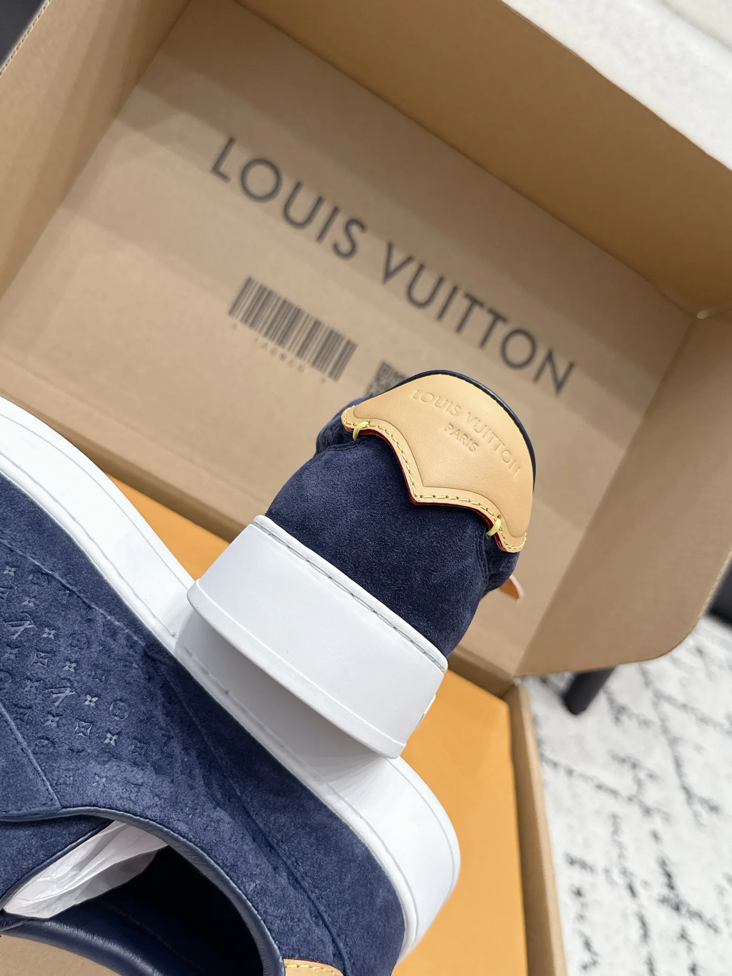 Кроссовки Мужские Louis Vuitton 17522823