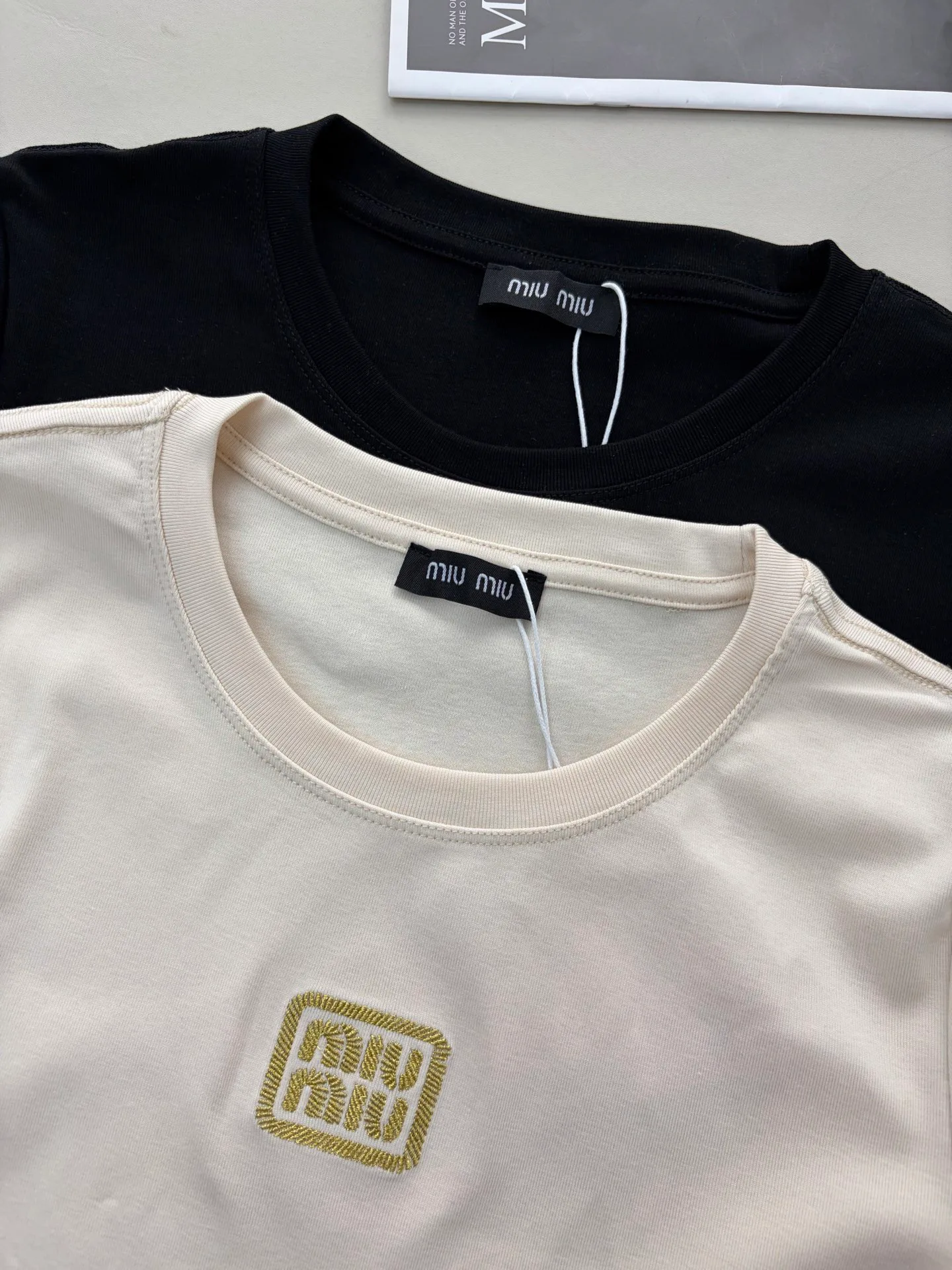 Футболки Женские Miu Miu 12646170