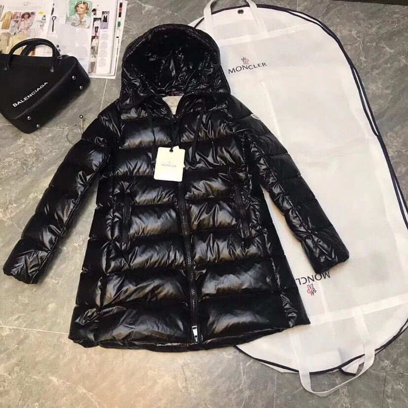 Пуховики Женские Moncler 3484