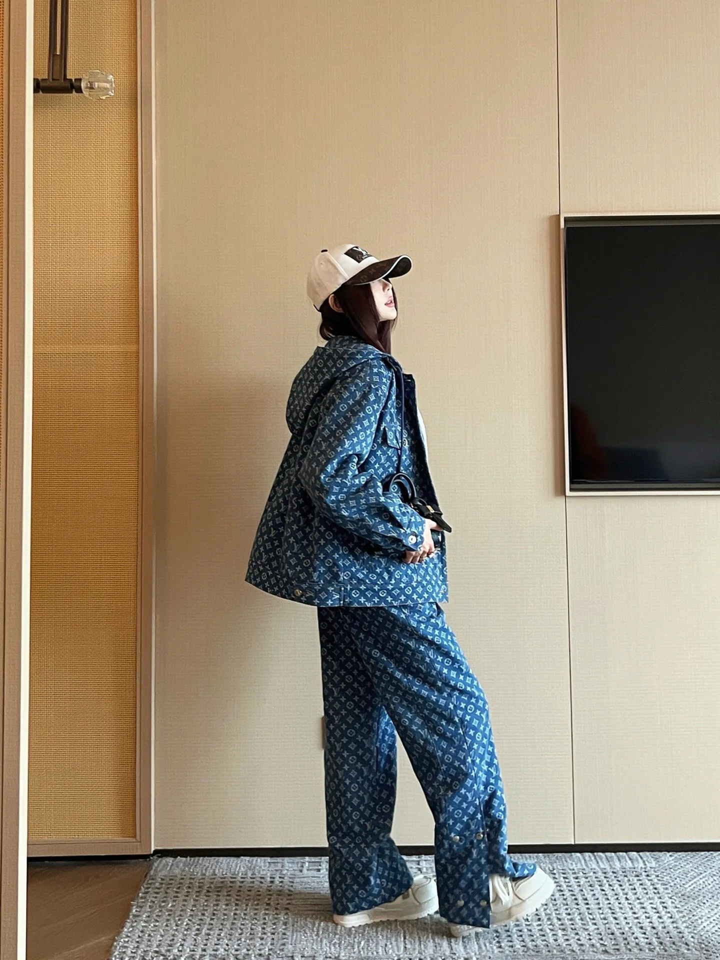 Костюмы Женские Louis Vuitton 454823