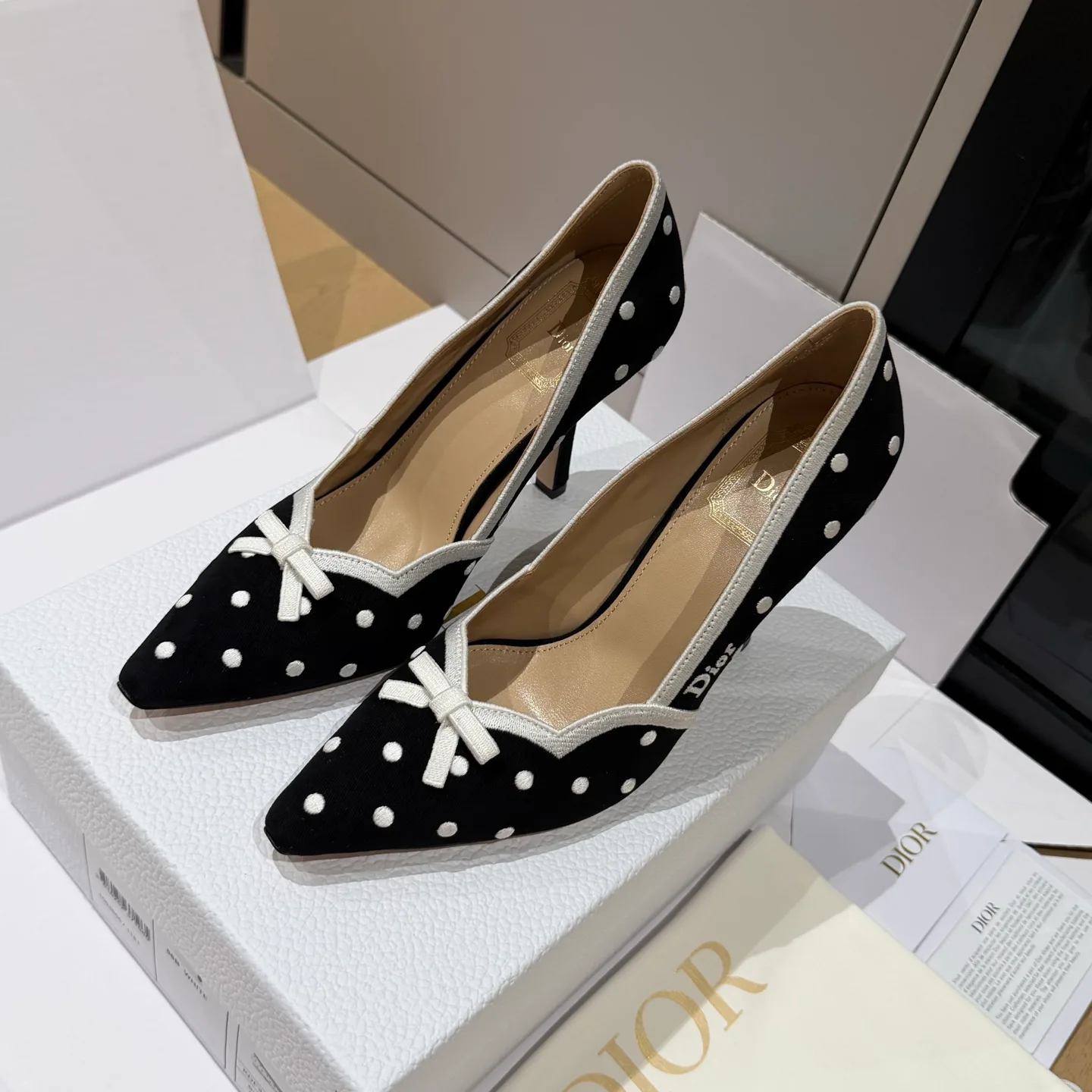 Туфли Женские Christian Dior 18121681