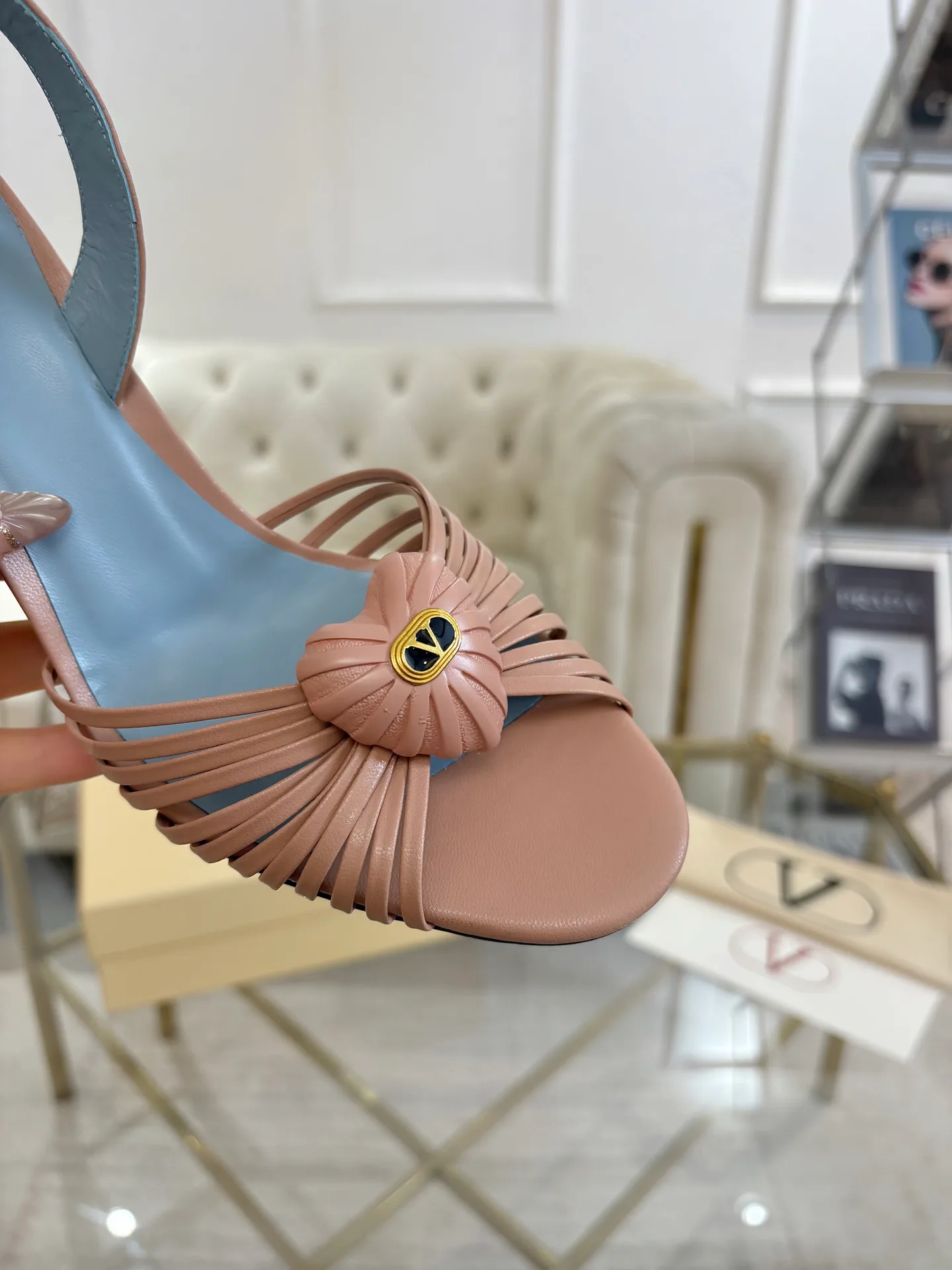 Босоножки Женские Valentino 18135273