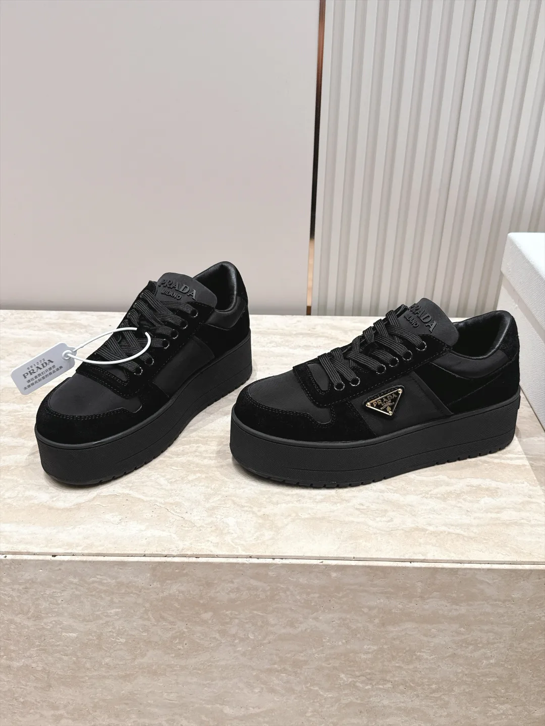 Кроссовки Женские Prada 18461646
