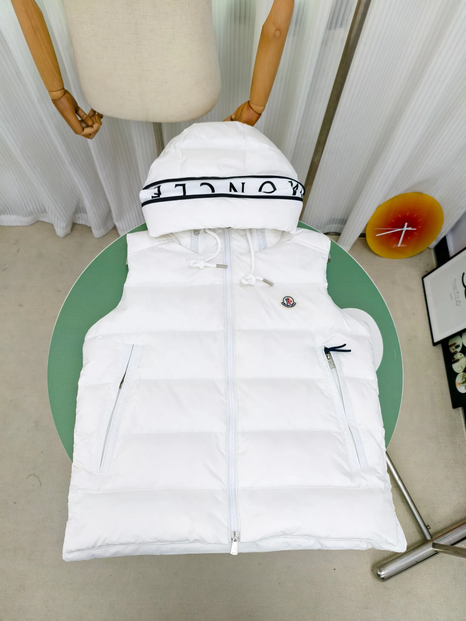 Жилеты Женские Moncler 887968