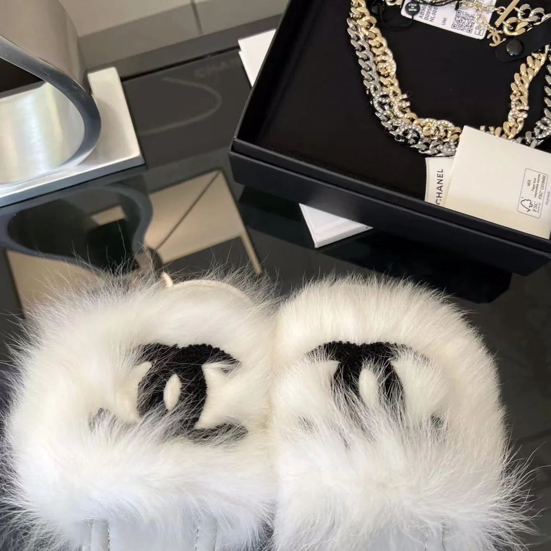 Тапочки Женские Chanel 18549713