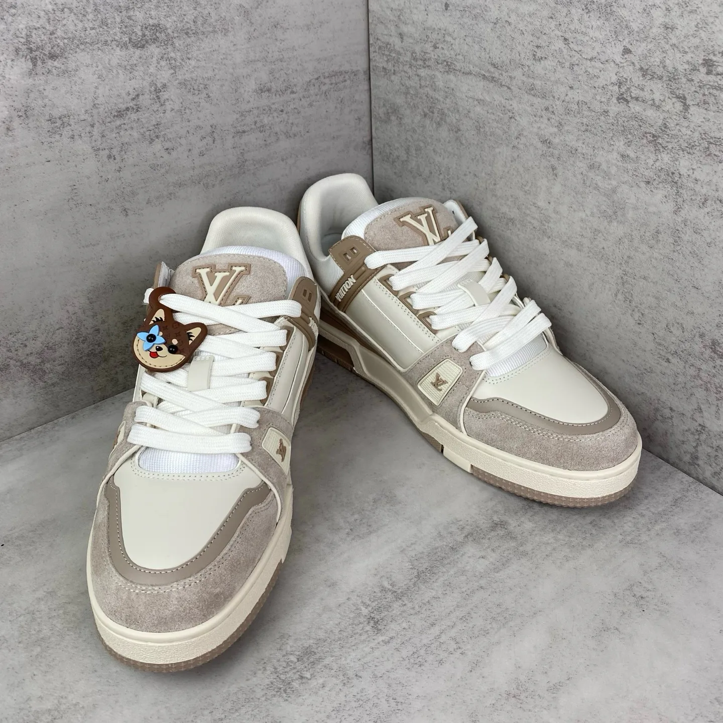 Кроссовки Женские Louis Vuitton 17961751