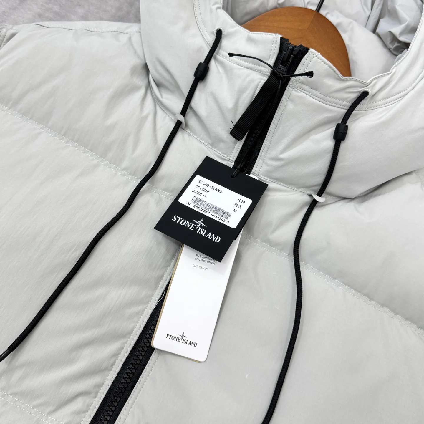 Куртки И Пуховики Женские Stone Island 18538040
