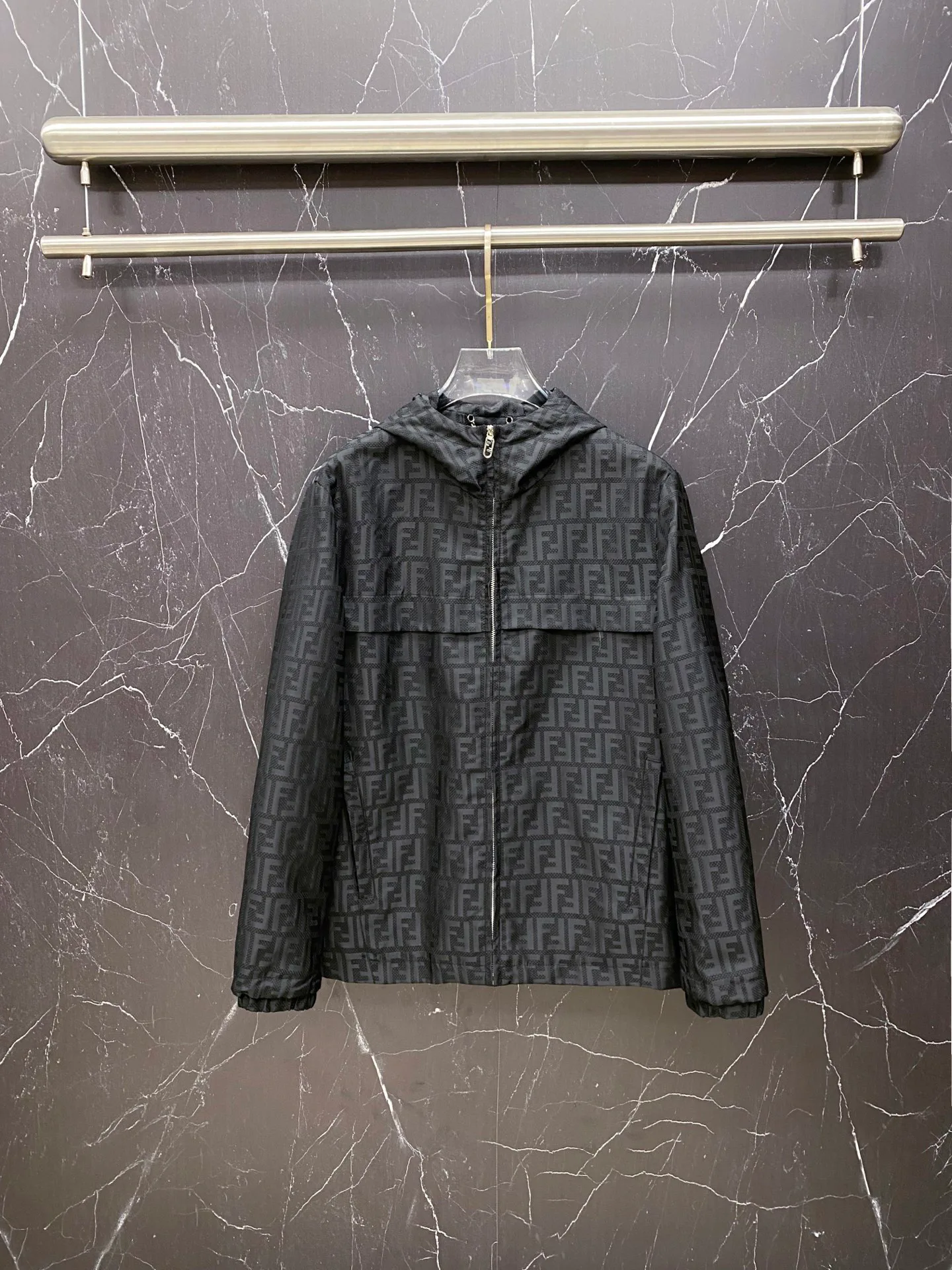 Куртки И Пуховики Мужские Fendi 9760639