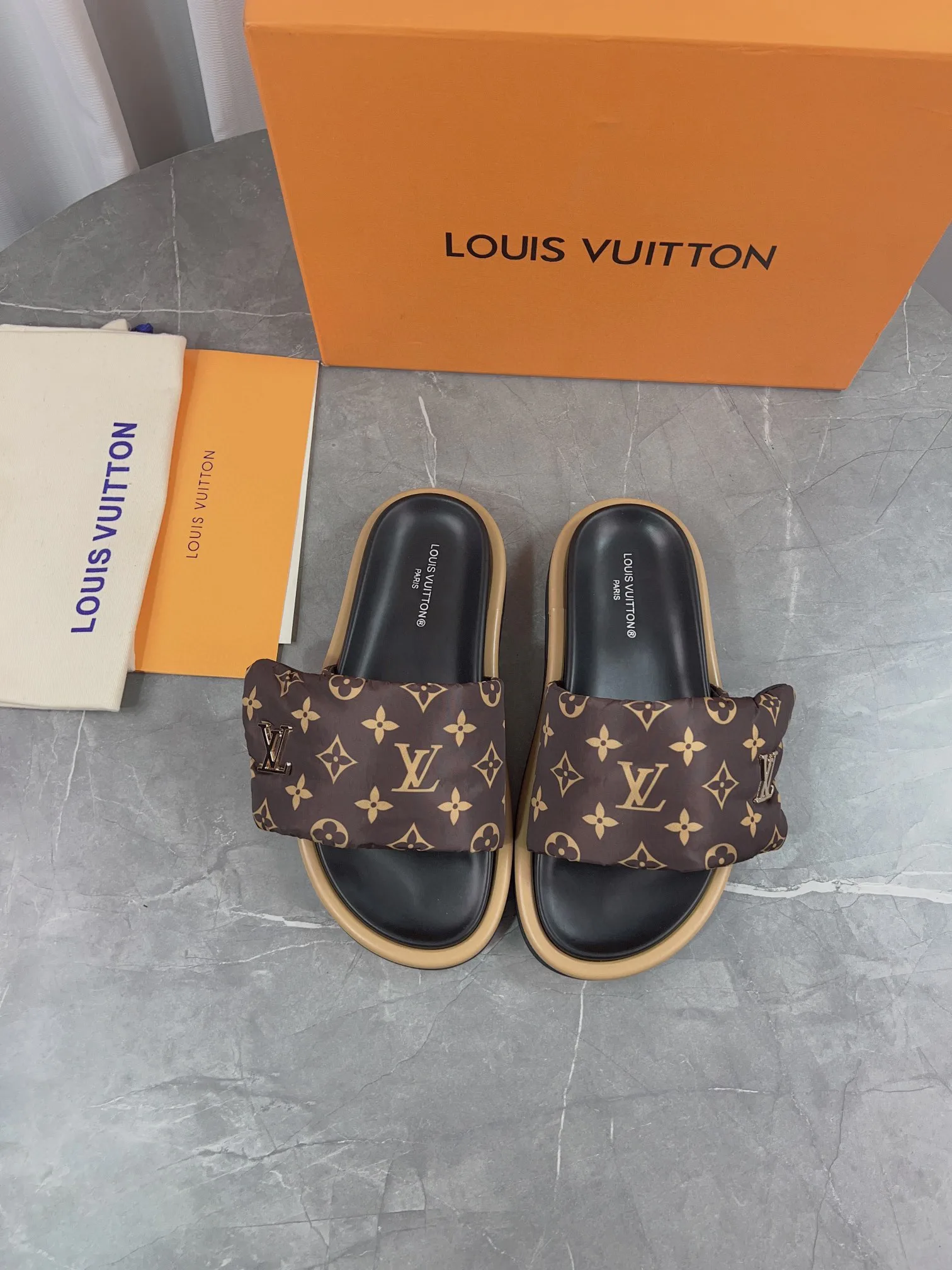 Шлепанцы Мужские Louis Vuitton 46088