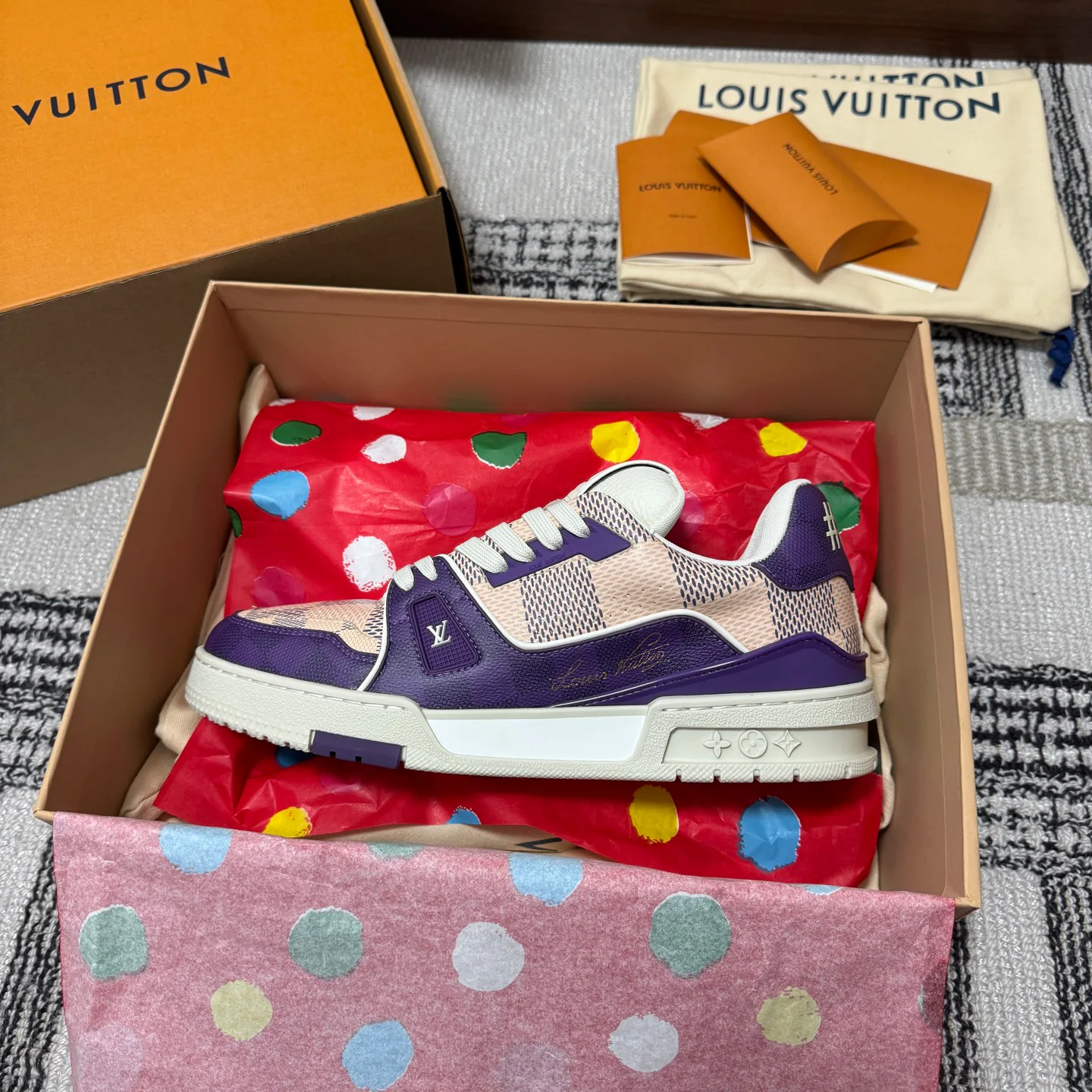 Кроссовки Женские Louis Vuitton 1546842