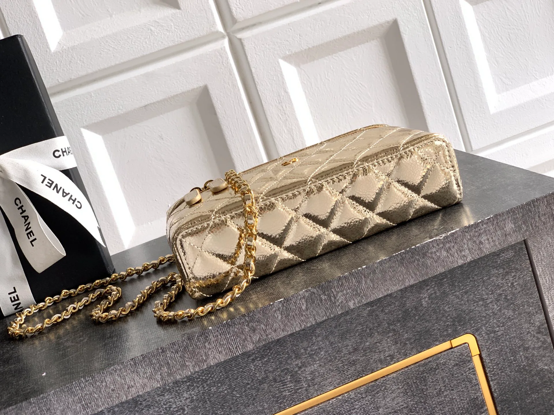 Классические Сумки Женские Chanel 12779073