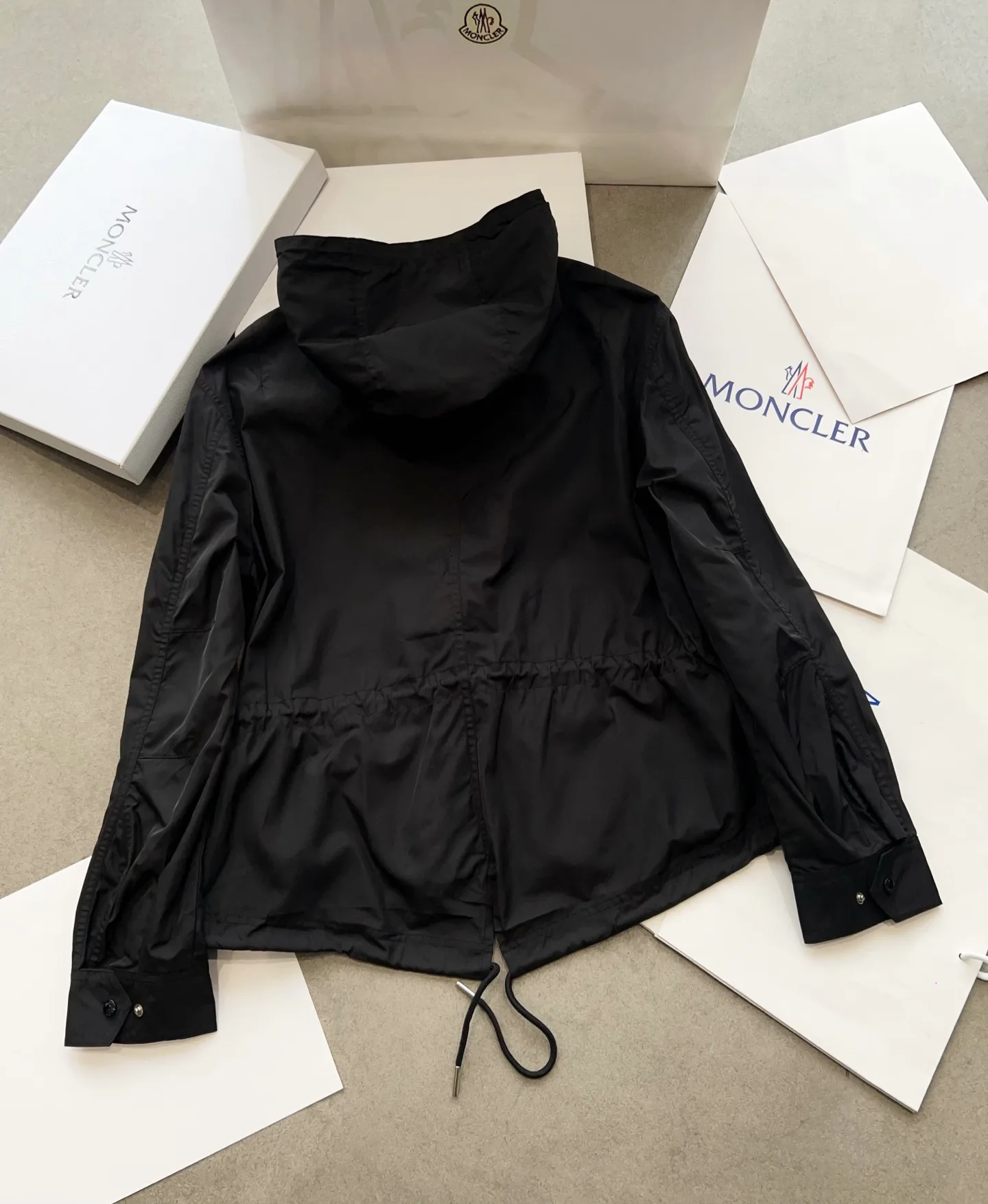 Куртки И Пуховики Женские Moncler 19231359