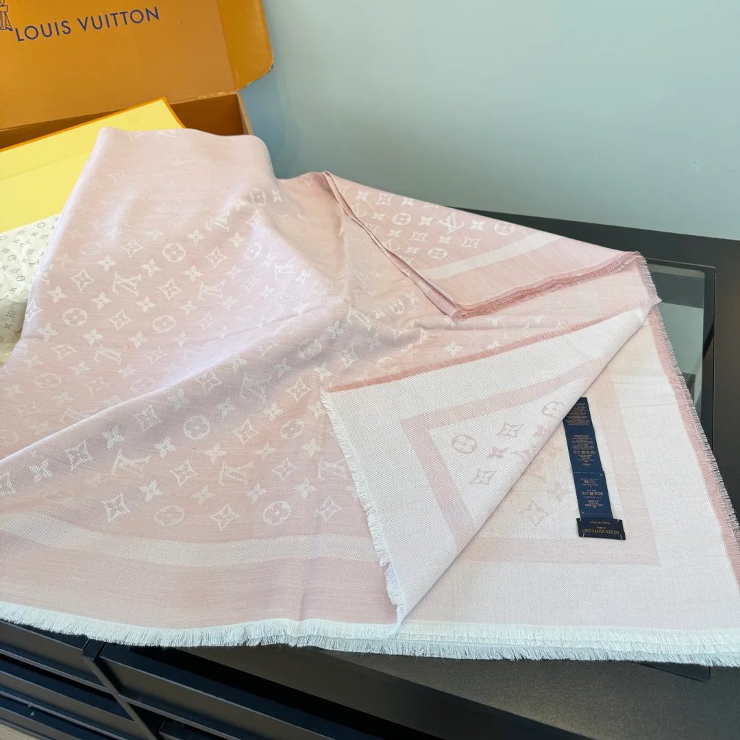 Шарфы Louis Vuitton 17935859
