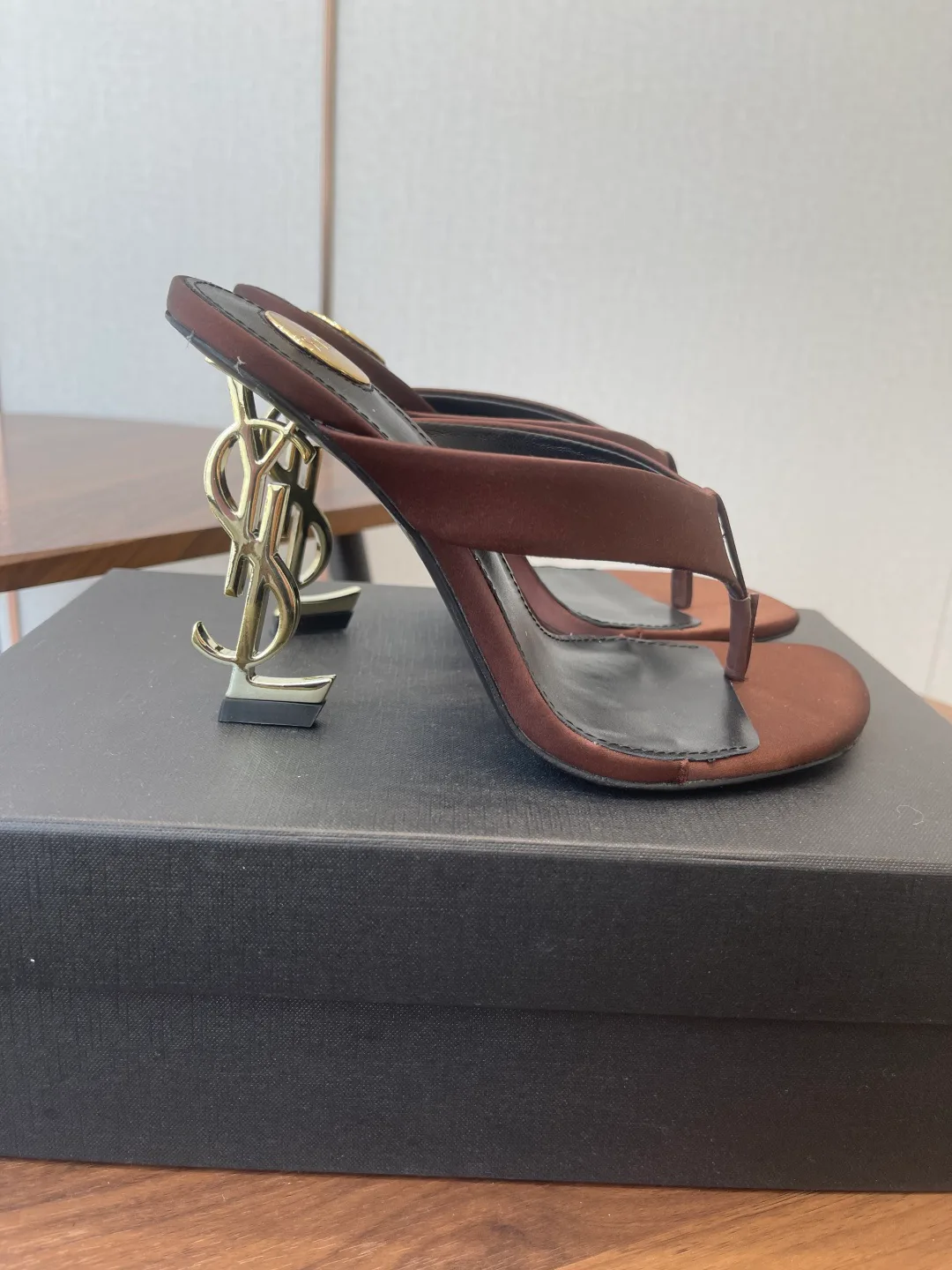 Босоножки Женские Saint Laurent 11520781