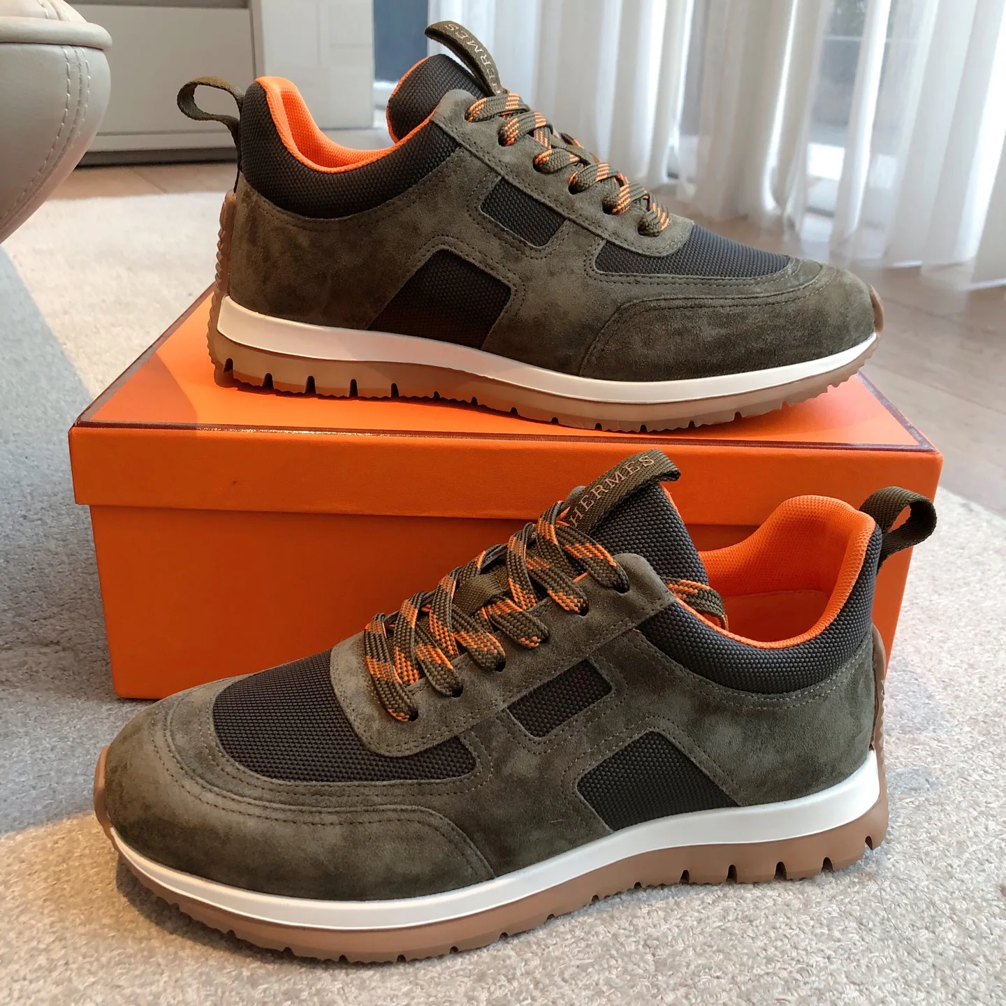 Кроссовки Женские Hermes 1237231