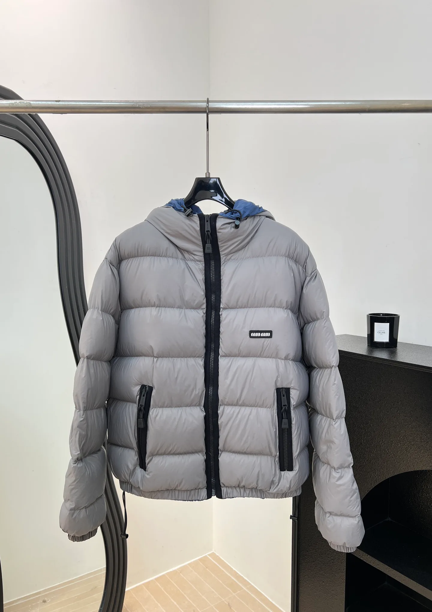 Куртки И Пуховики Женские Miu Miu 18149759