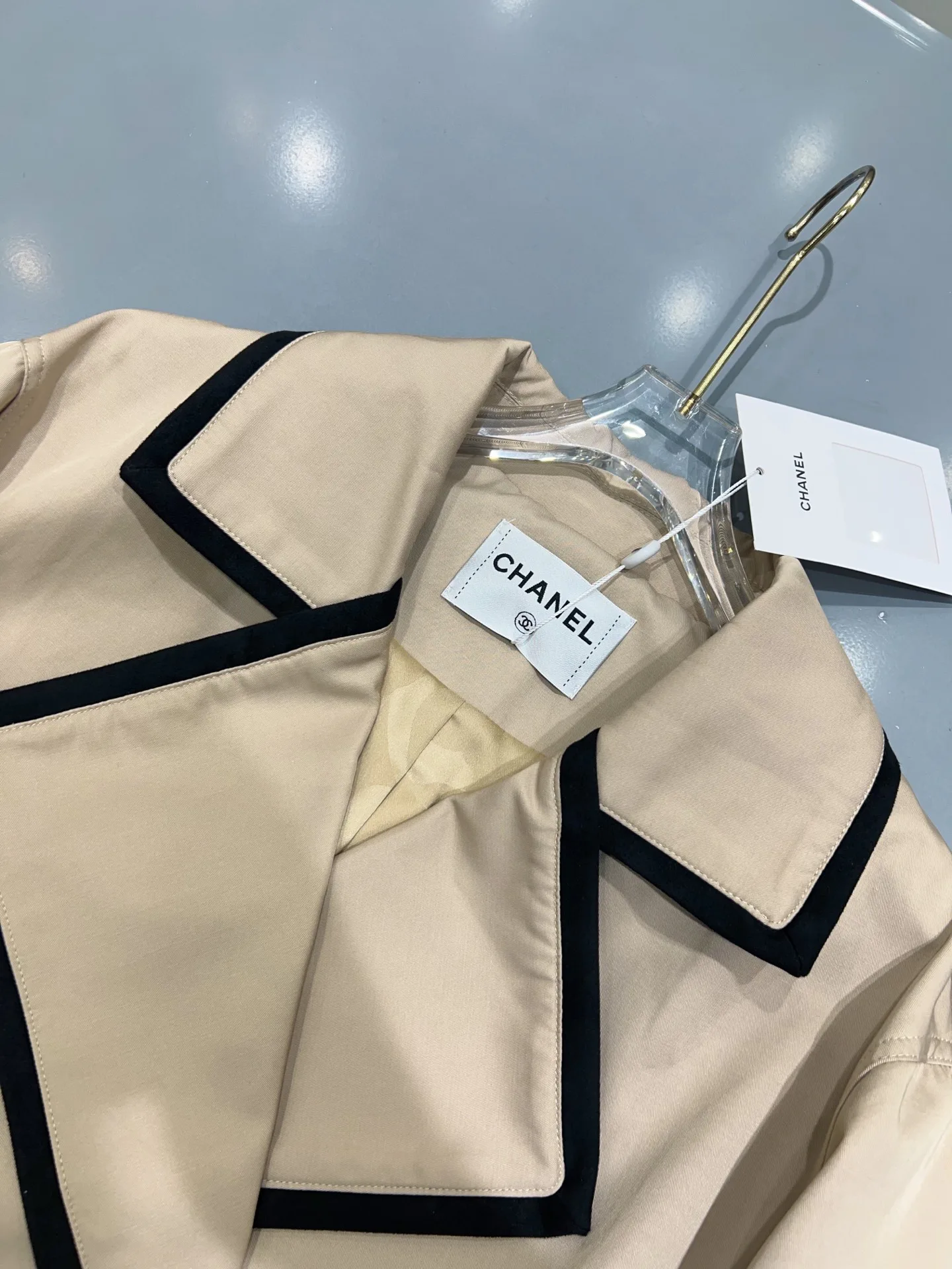 Тренчи Женские Chanel 18469205