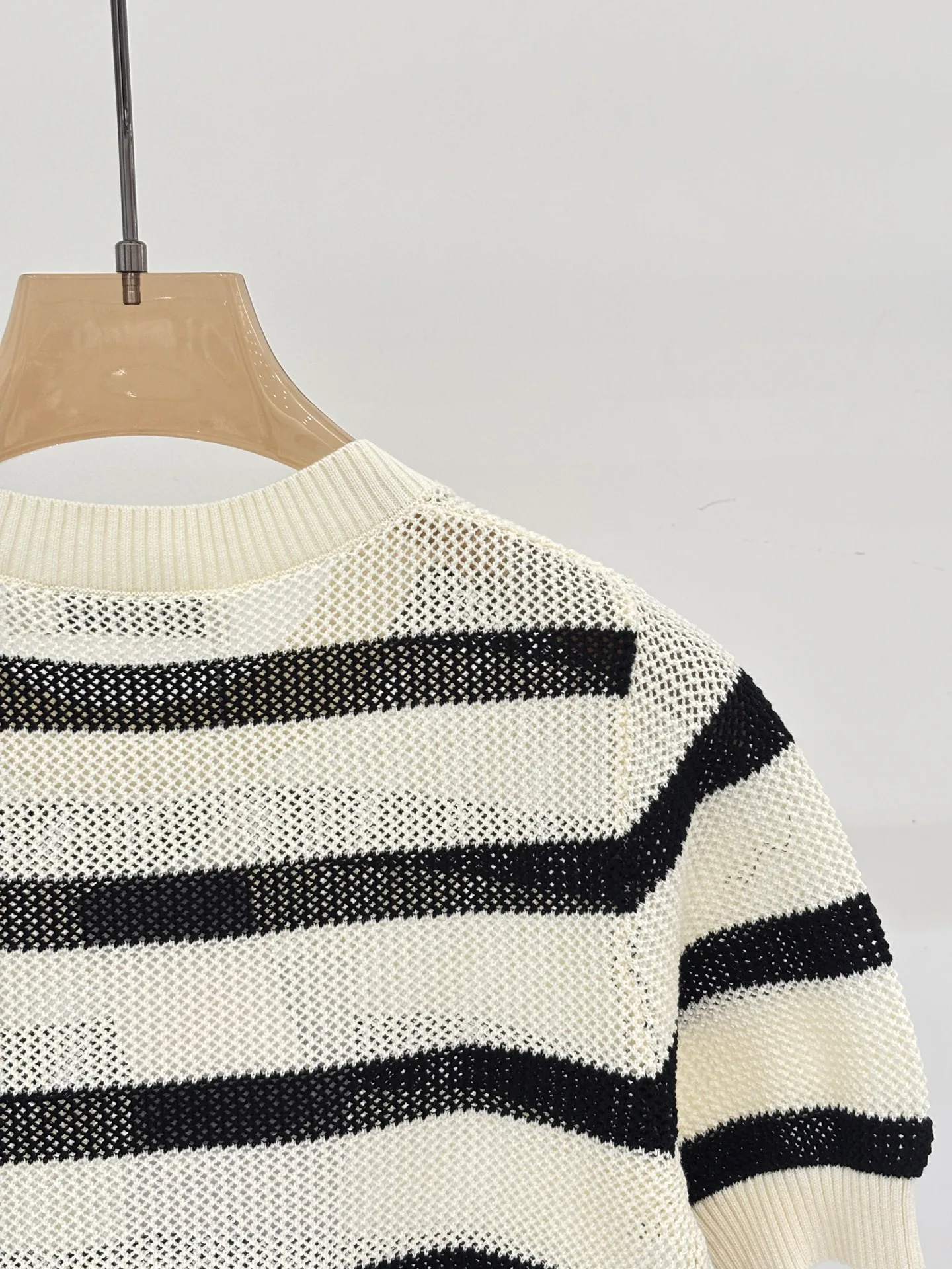 Футболки Женские Christian Dior 11572539