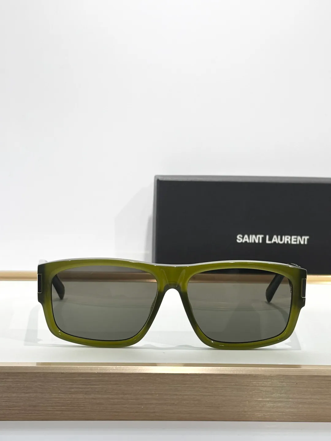 Очки Saint Laurent 356149