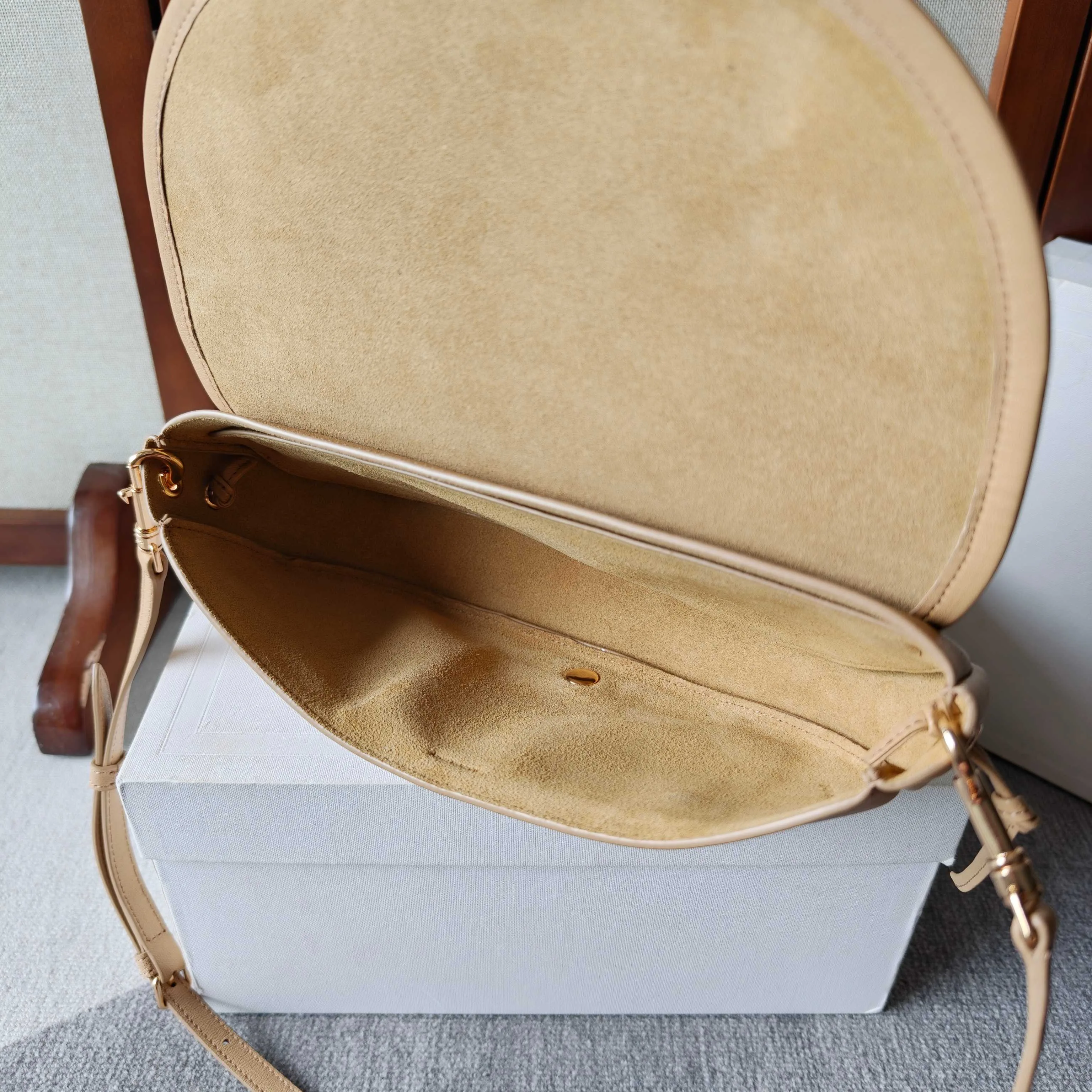 Классические Сумки Женские Celine 16869088
