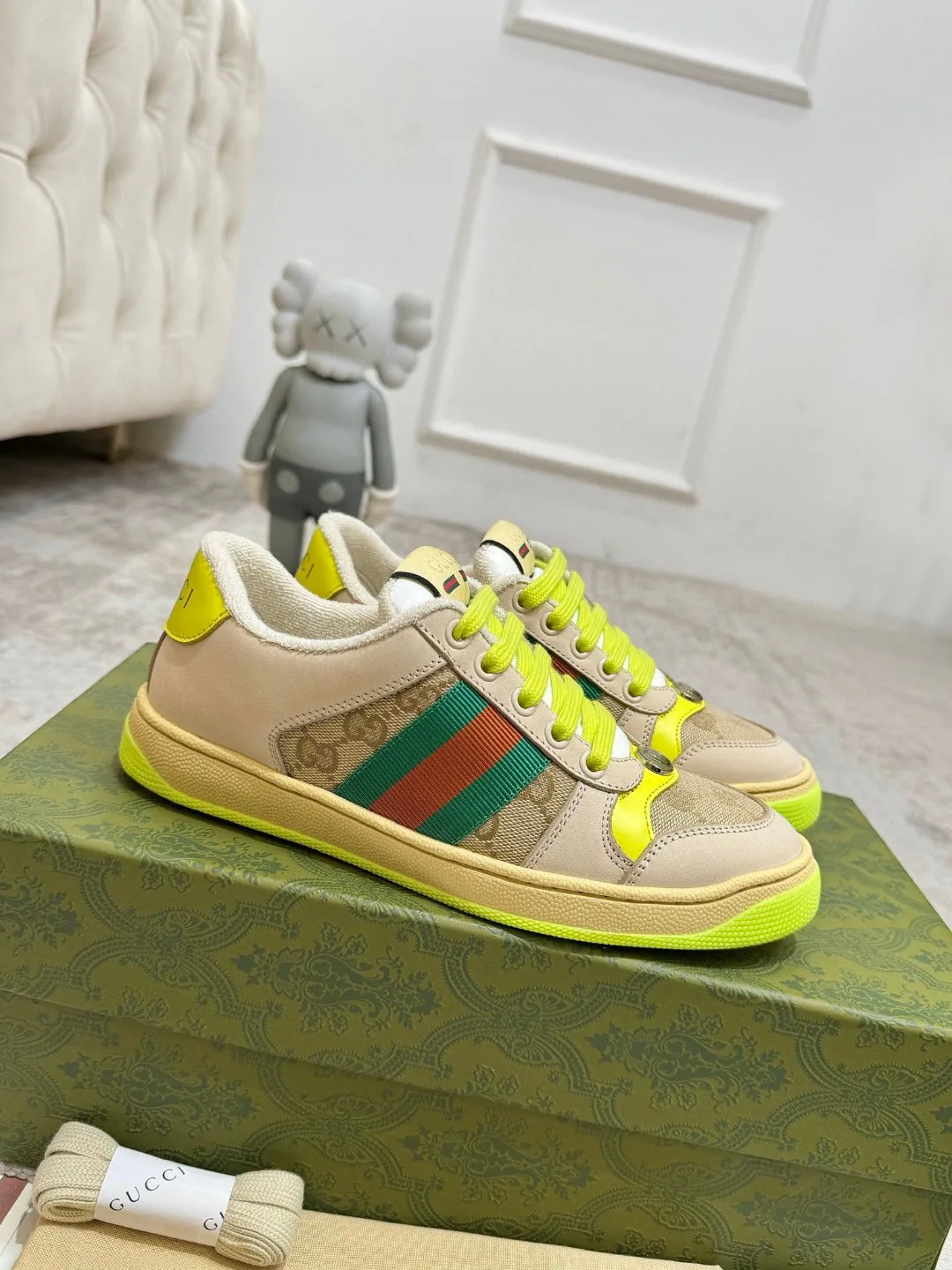 Кроссовки Женские Gucci 944961