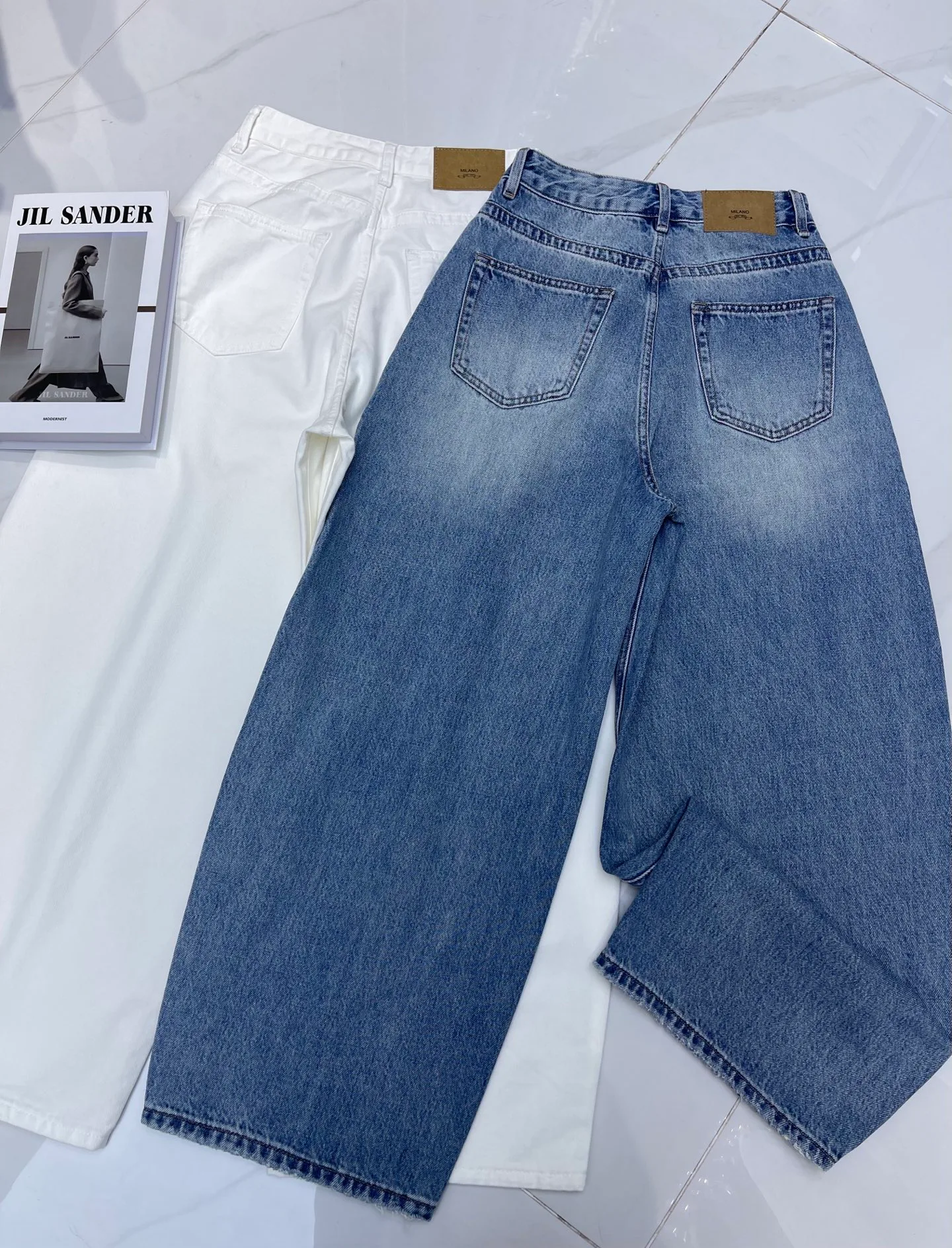 Джинсы Женские Prada 11595209