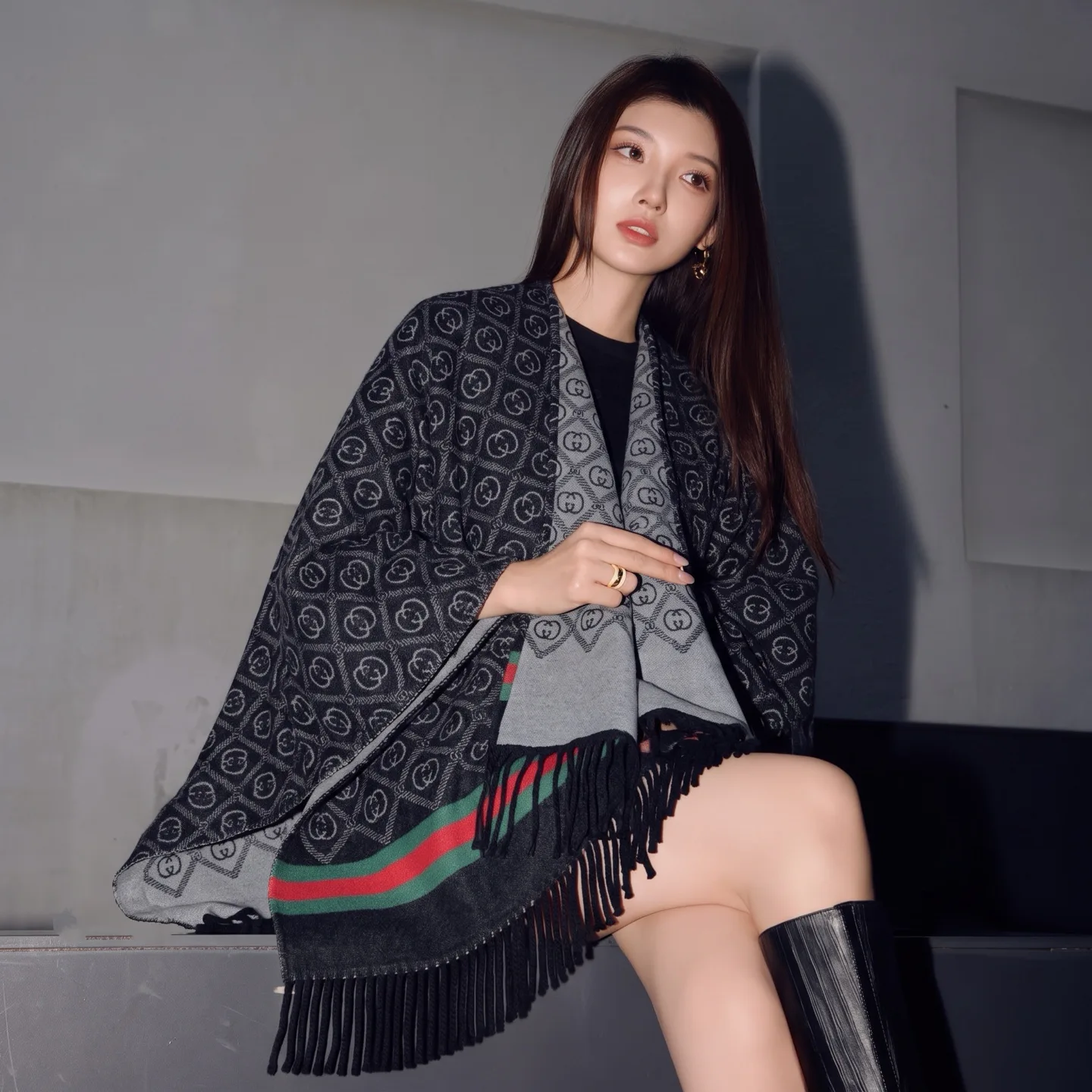 Пальто Женские Gucci 18763811
