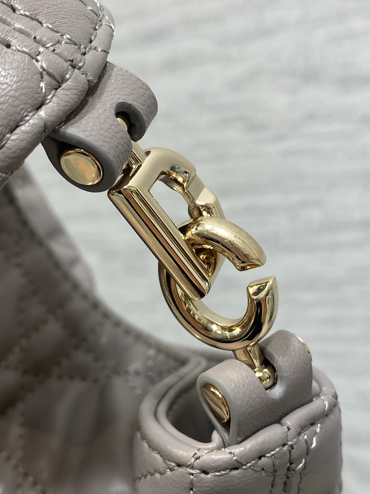 Классические Сумки Женские Christian Dior 18242102