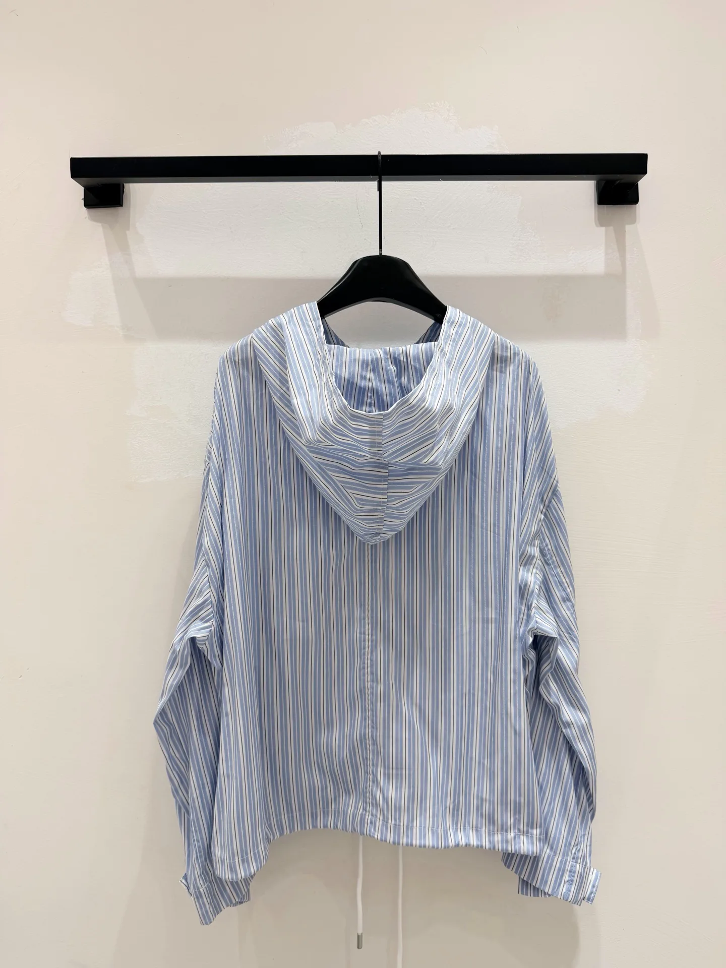 Куртки И Пуховики Женские Chanel 12625487