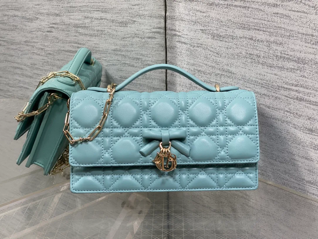 Клатчи Женские Christian Dior 17320724