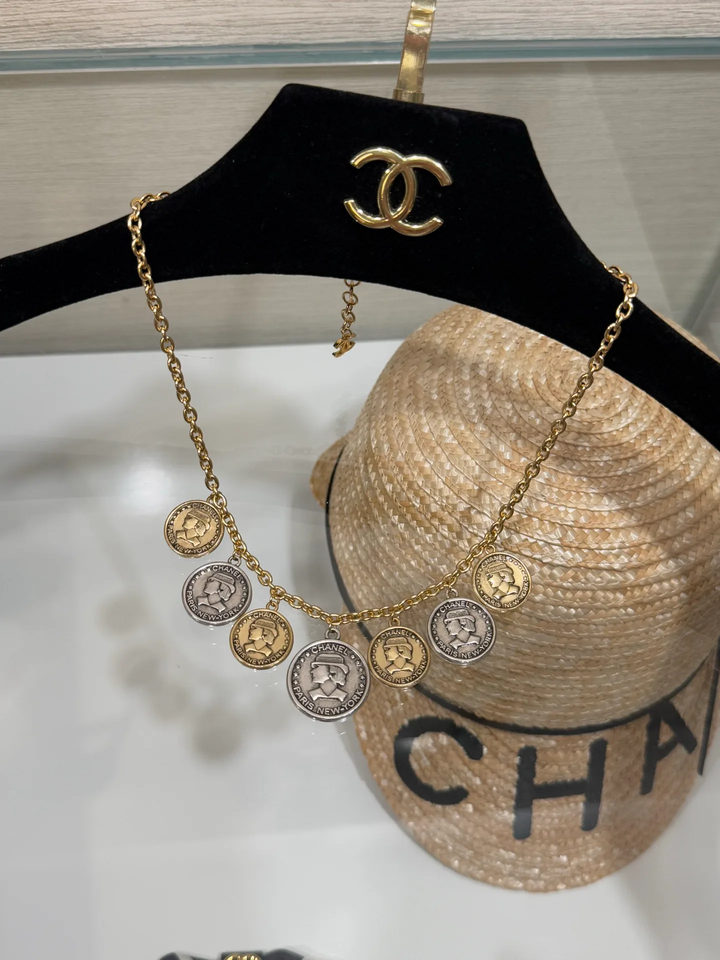 Бижутерия Chanel 18059161