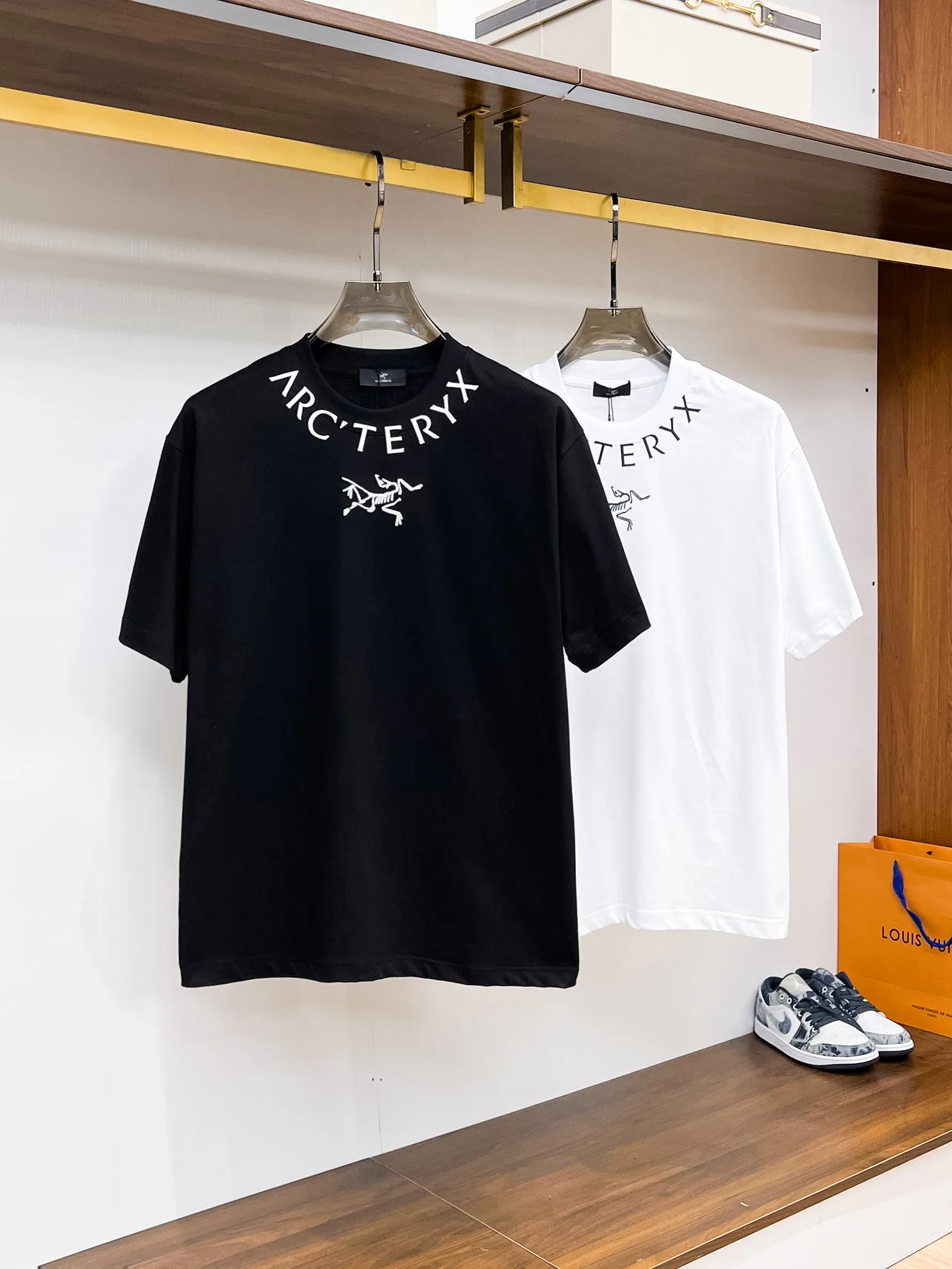 Куртки Женские Arcteryx Куртки Женские Arcteryx
