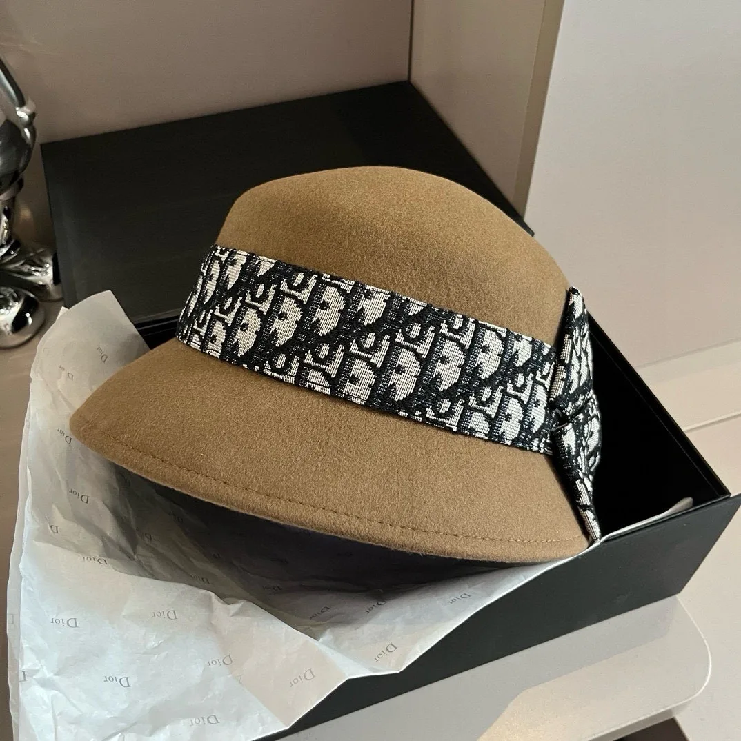 Головные Уборы Christian Dior 5408