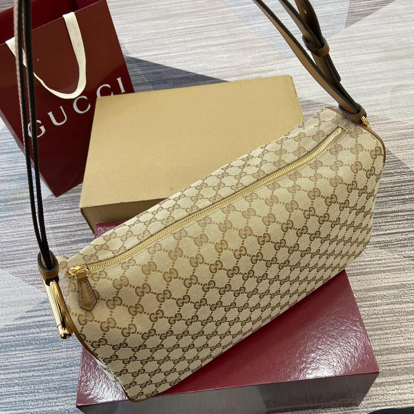 Классические Сумки Женские Gucci 11704000