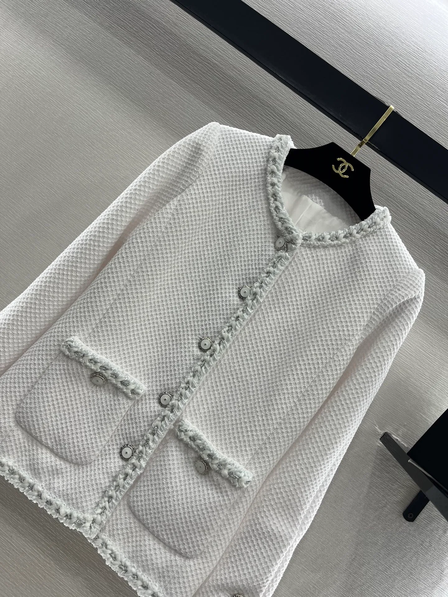 Куртки И Пуховики Женские Chanel 1137378