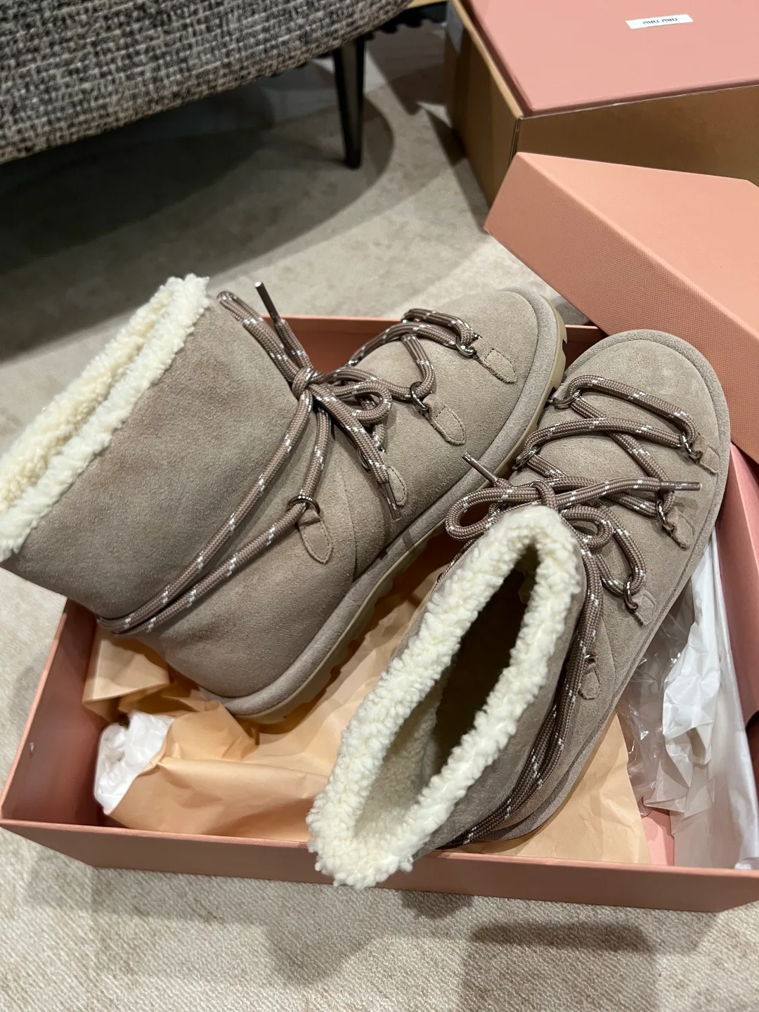 Угги Женские Miu Miu 18592417