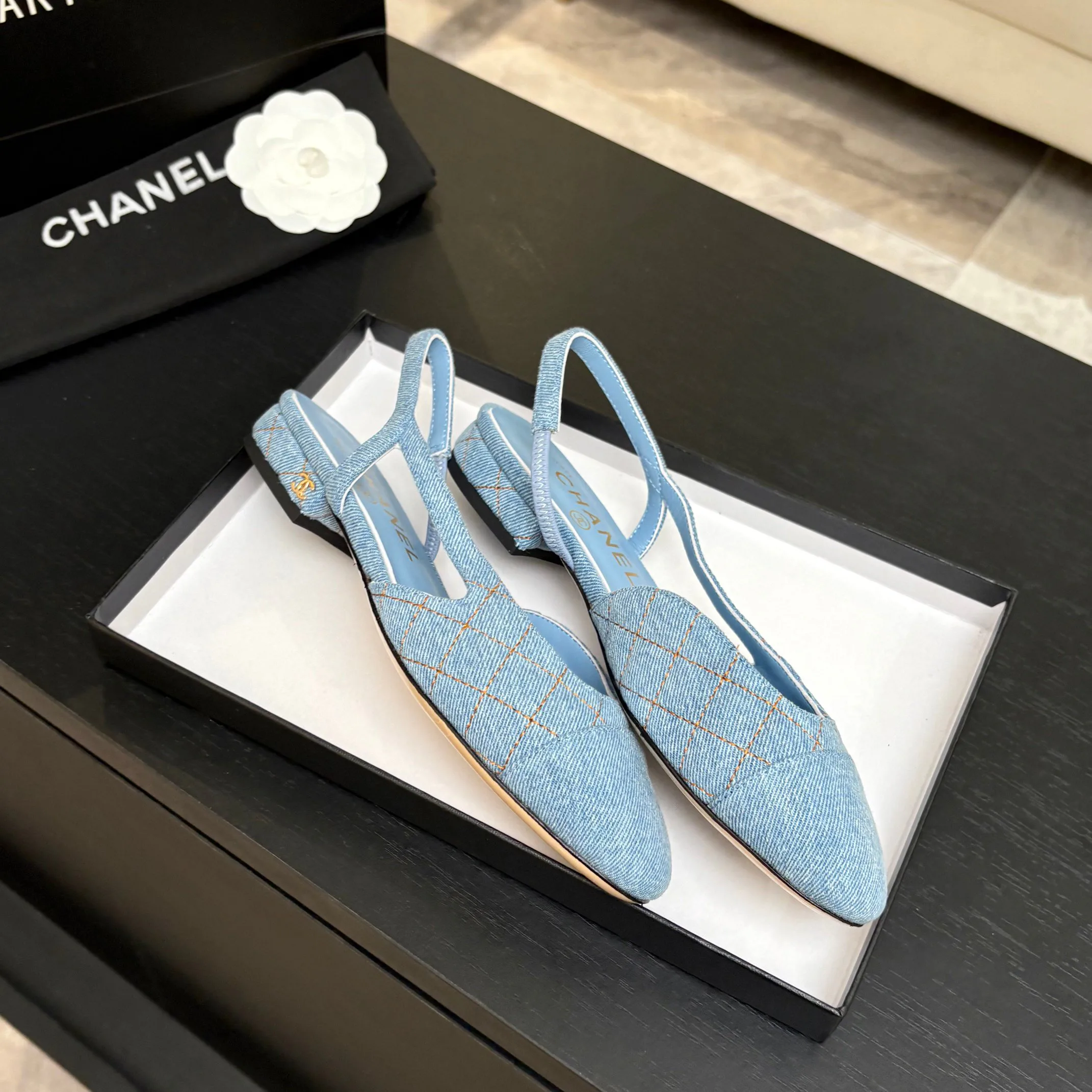Босоножки Женские Chanel 18737283