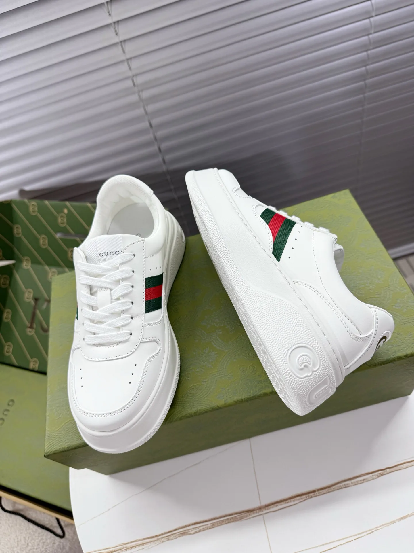 Кеды Женские Gucci 13287301