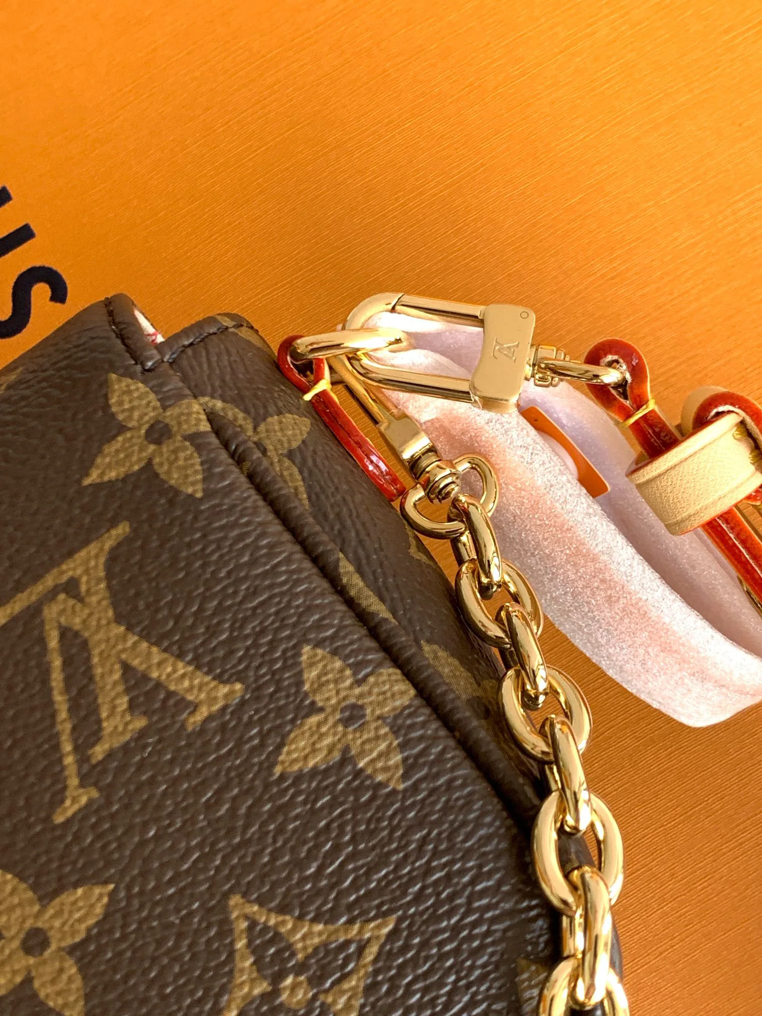 Клатчи Женские Louis Vuitton 11182420